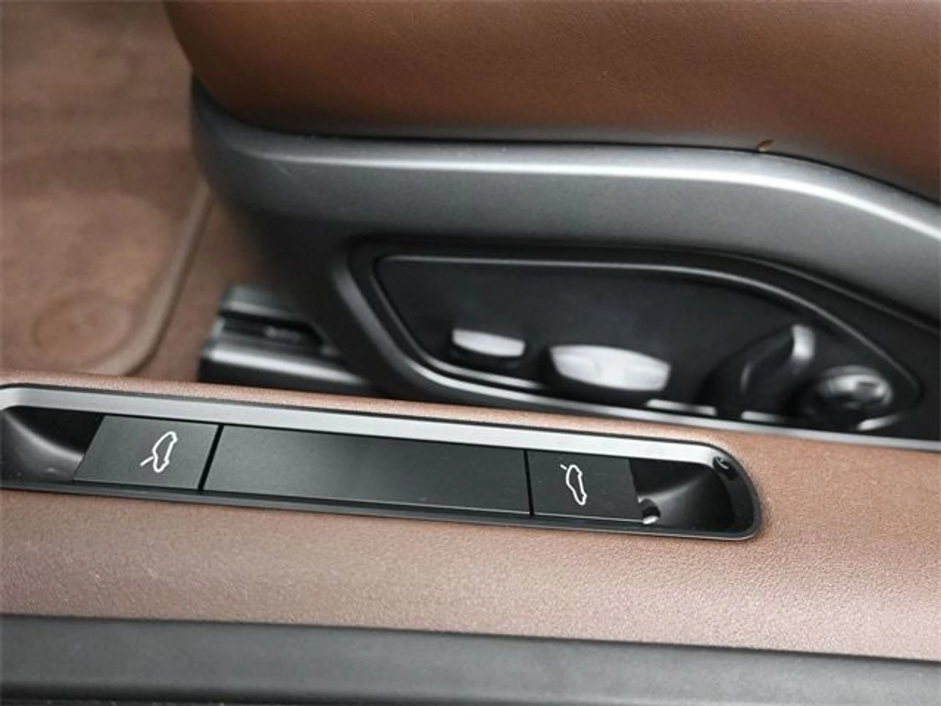 mph008_3488816486_ef947c2502f4543de9abf6e4c53135d8x_7991883792