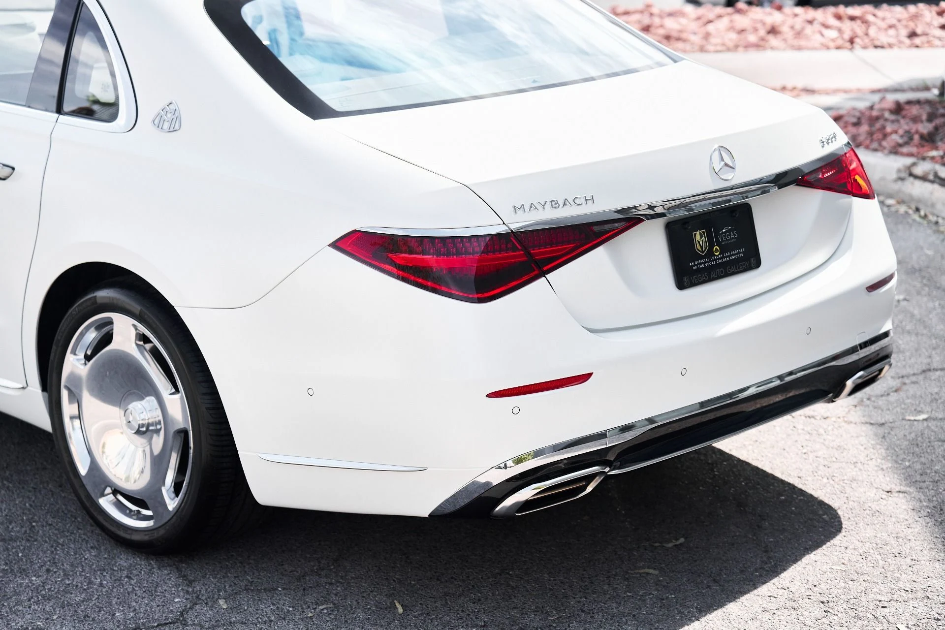 mph008_3500384608_Used_2023_Mercedes_Benz_S_Class_Maybach_S_680_1755991204_4542f1815d