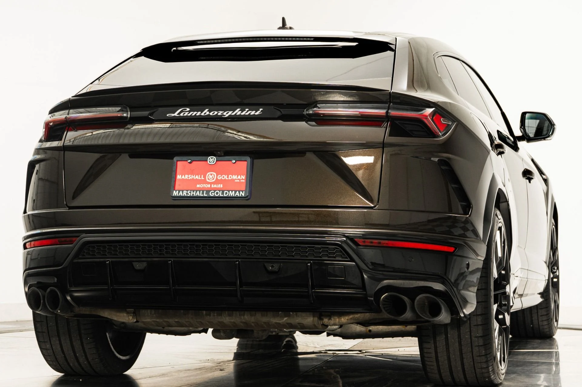 mph008_3502080552_Used_2022_Lamborghini_Urus_1793135043_0481b60e4f