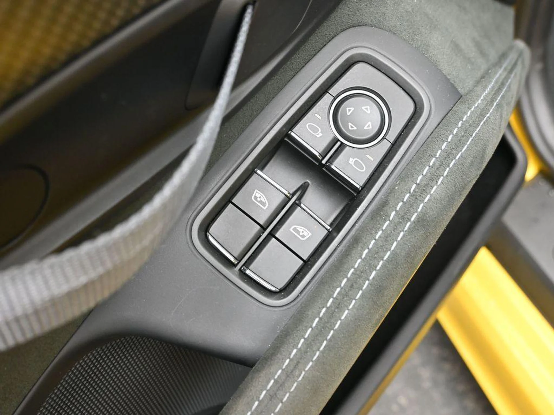 mph008_3509131876_8t_Di4r4_Xwtnl_hw_R_Iw_QDE_8i1m_o_08fd51dca0