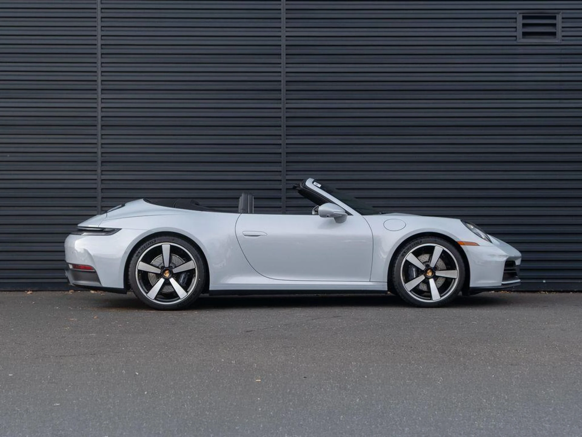 mph008_3527707795_WLVCCF_Yoasj1_Up_Fw_Phd_XL_5_A1d_Q_a2c6b8ab8d