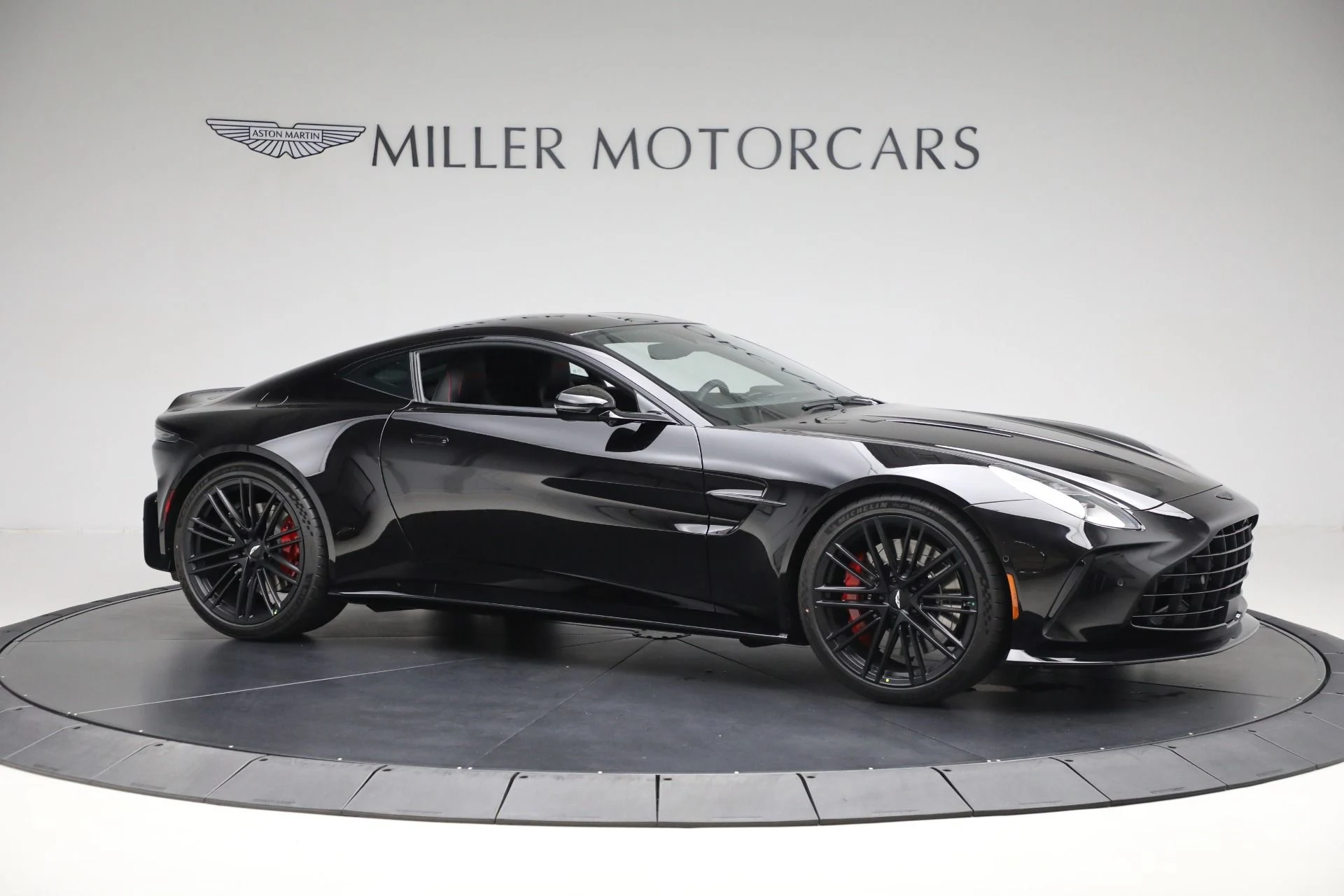 mph008_3532516441_New_2025_Aston_Martin_Vantage_9149d22a01