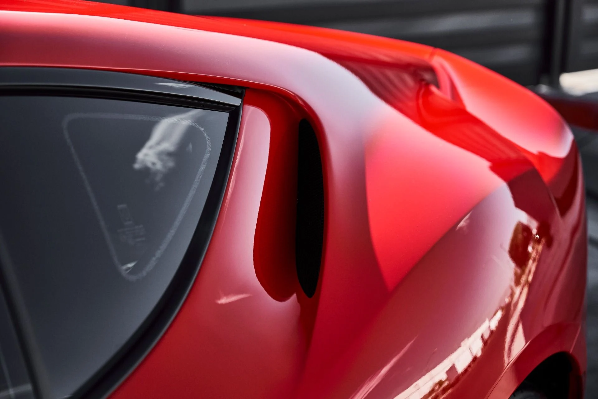 mph008_3533013827_Used_2020_Ferrari_812_Superfast_Base_1778723403_103e699860