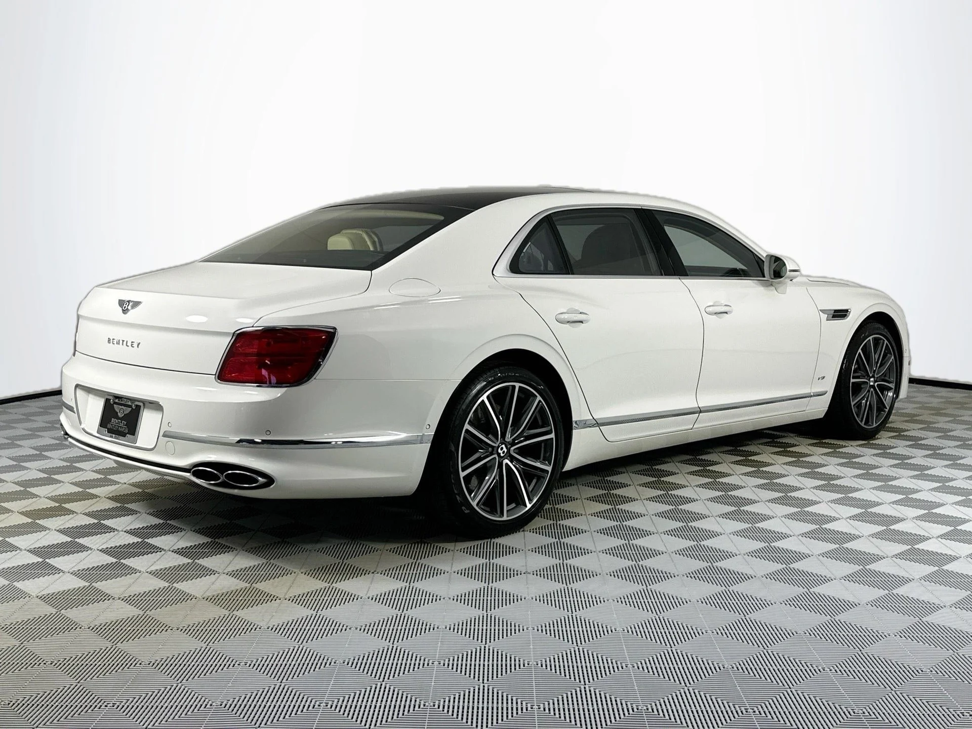 mph008_3543653215_9_3d6ec56349