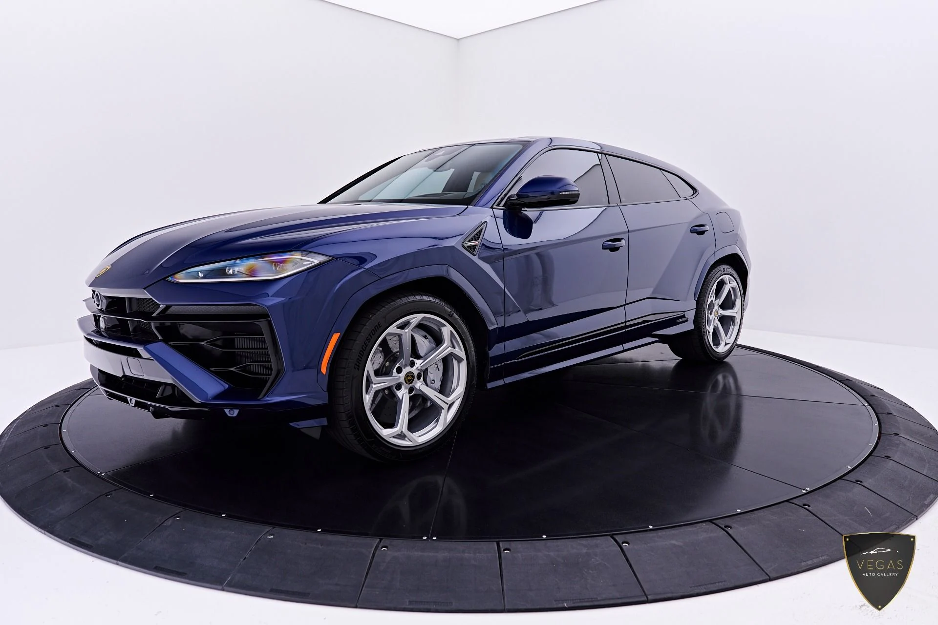 mph008_3546376380_Used_2026_Lamborghini_Urus_SE_1783419605_2ea6054ce0