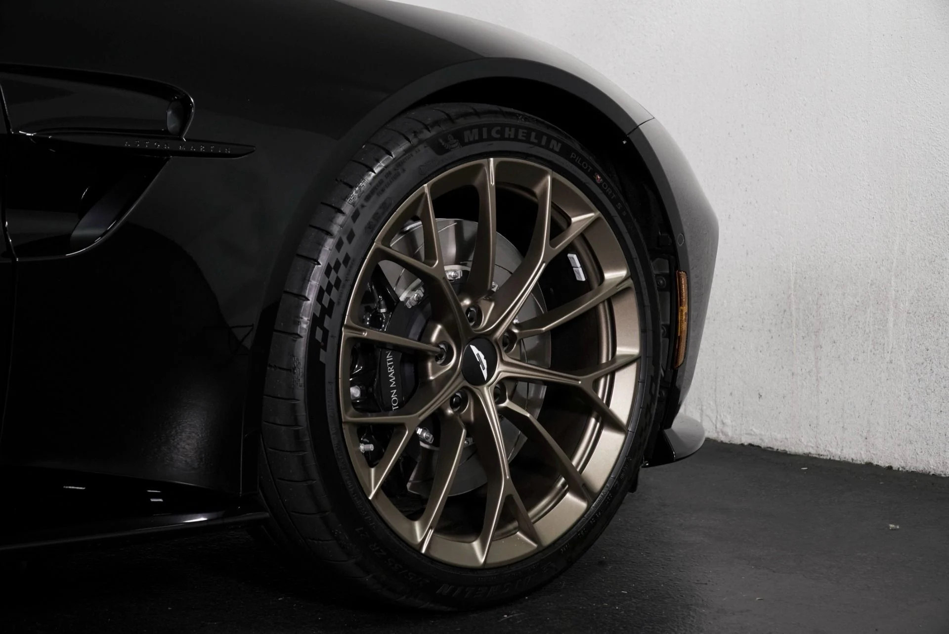 mph008_3547189579_New_2026_Aston_Martin_Vantage_S_1787200959_b901de1fa8
