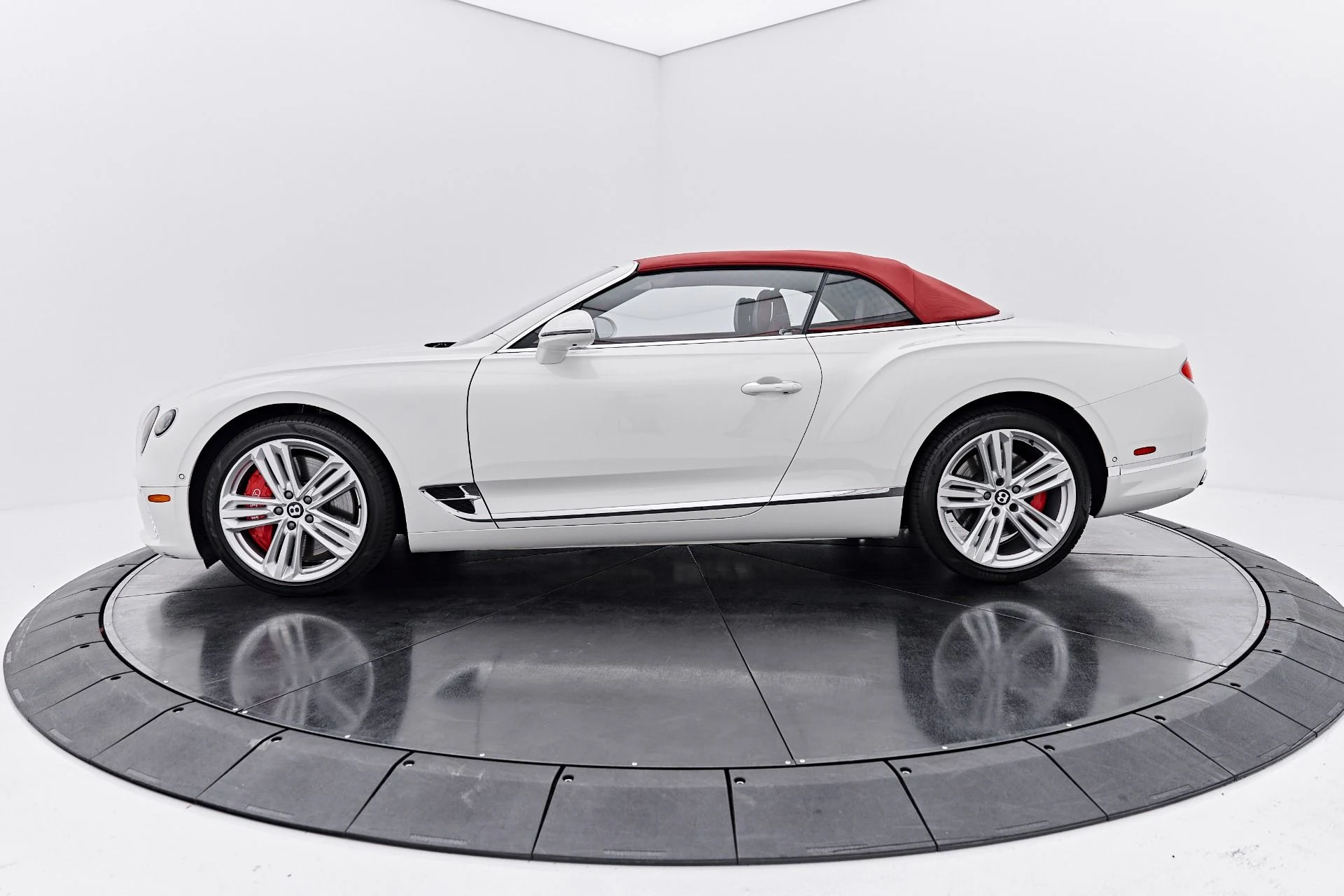 mph008_3547722396_Used_2023_Bentley_Continental_GT_V8_1789625185_dc2ed5afc8