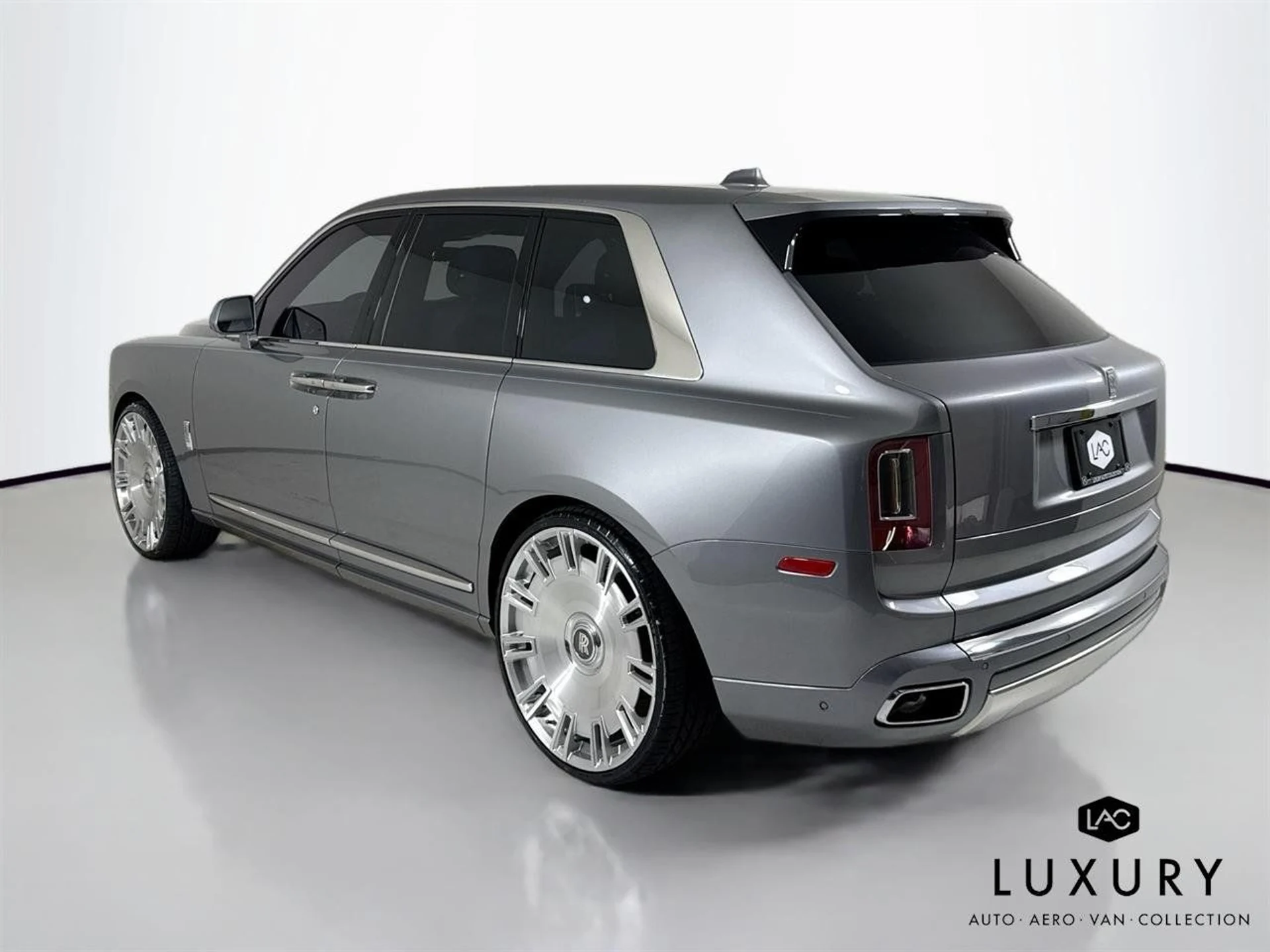 mph008_3549554794_0d17b53e4f51ff13f65f844c22956977_5ca241e271