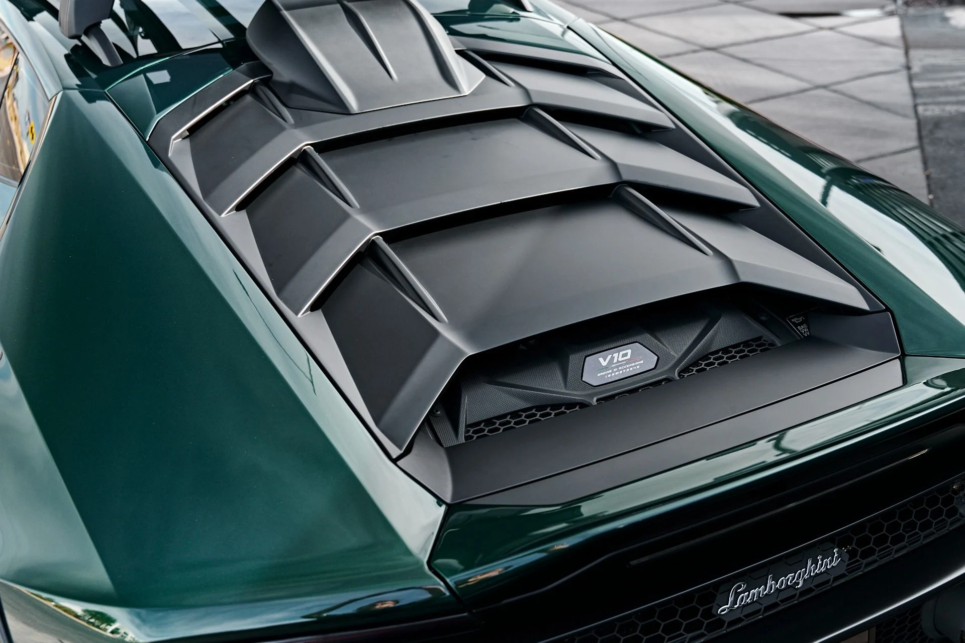 mph008_356036679_Used_2024_Lamborghini_Huracan_Sterrato_Base_1790364962_f1a10c4090