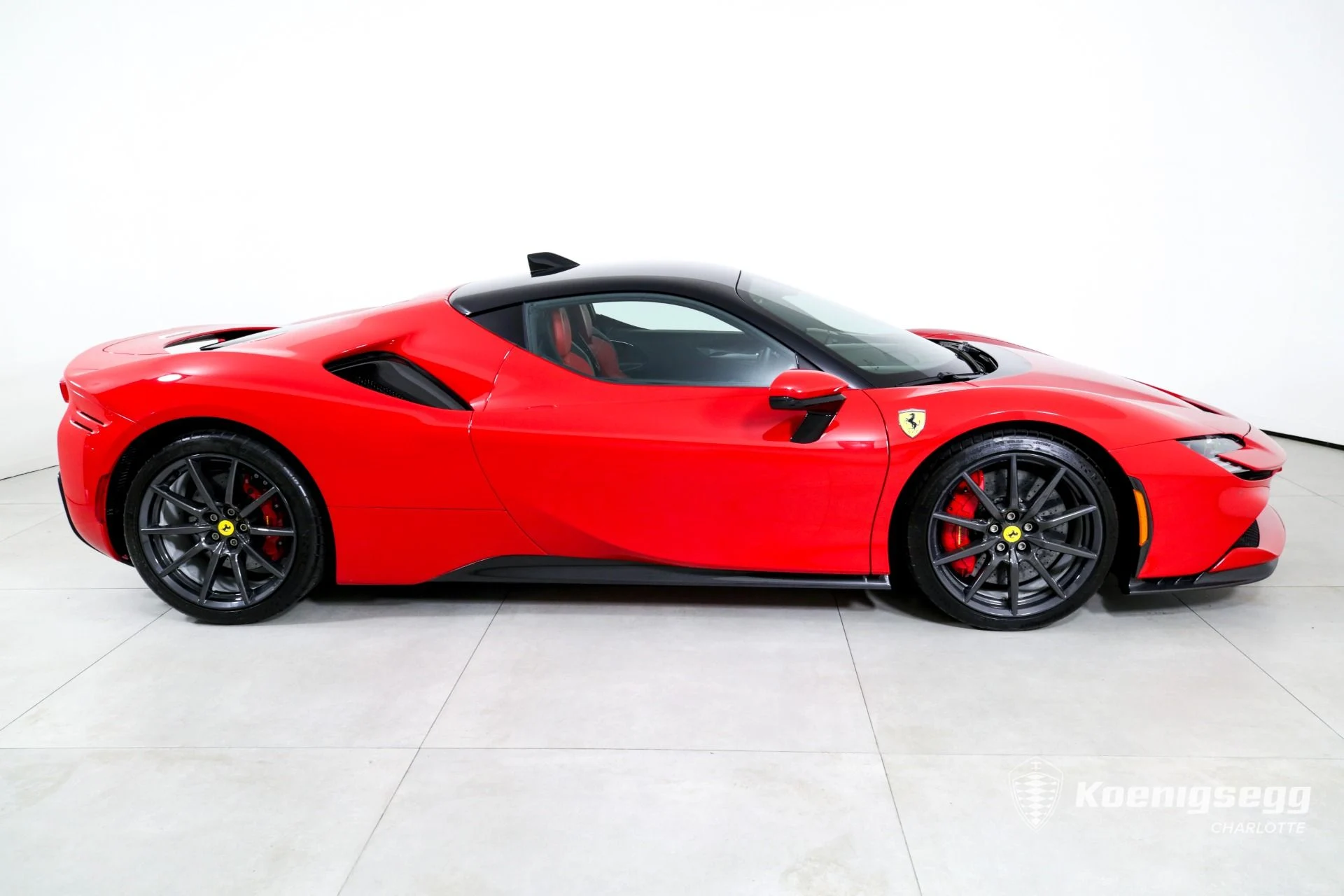 mph008_3565532926_Used_2021_Ferrari_SF_90_Stradale_1745601463_55c5ac3df2