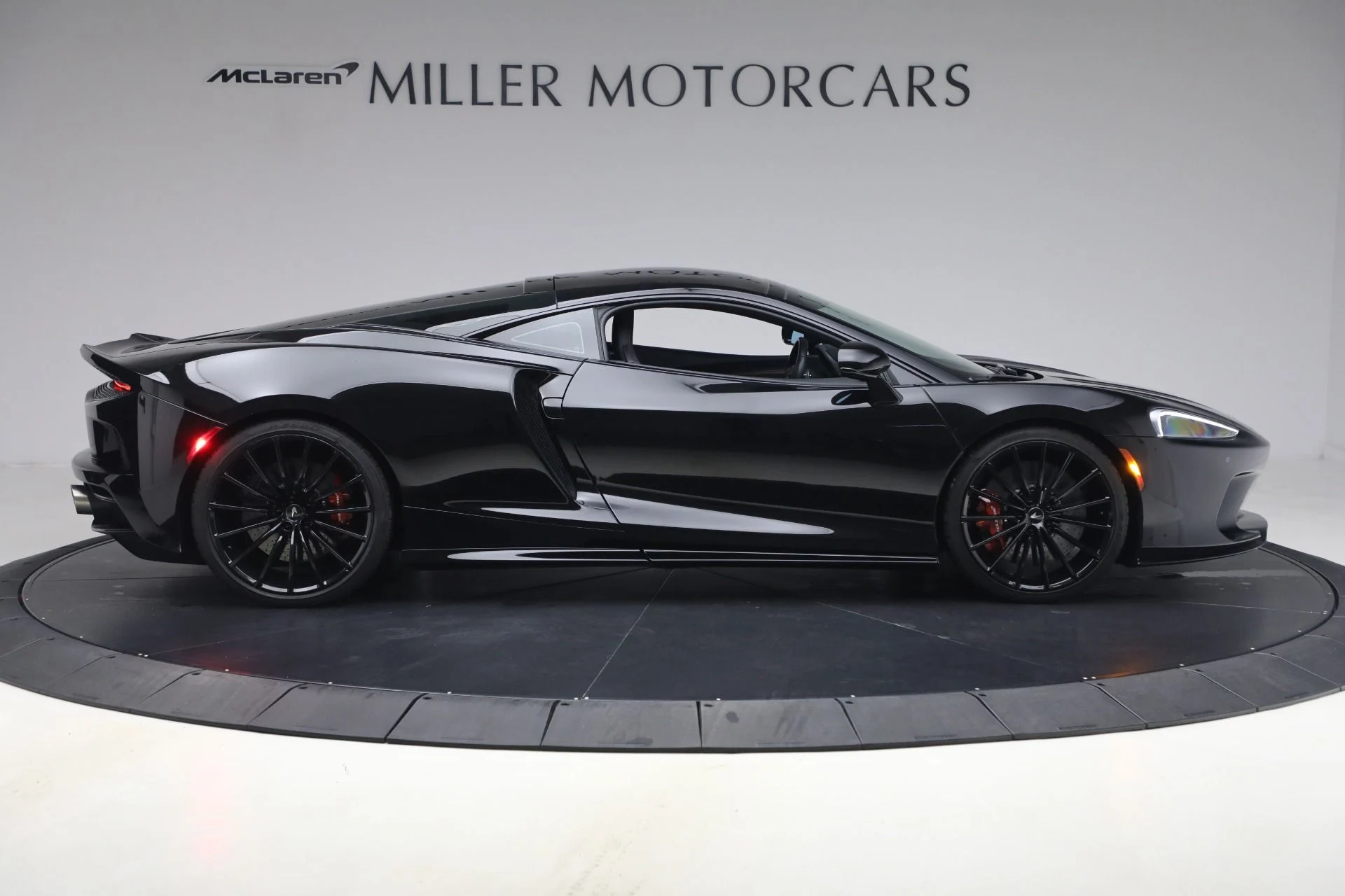mph008_3566782669_Used_2023_Mc_Laren_GT_Pioneer_c53a96e183