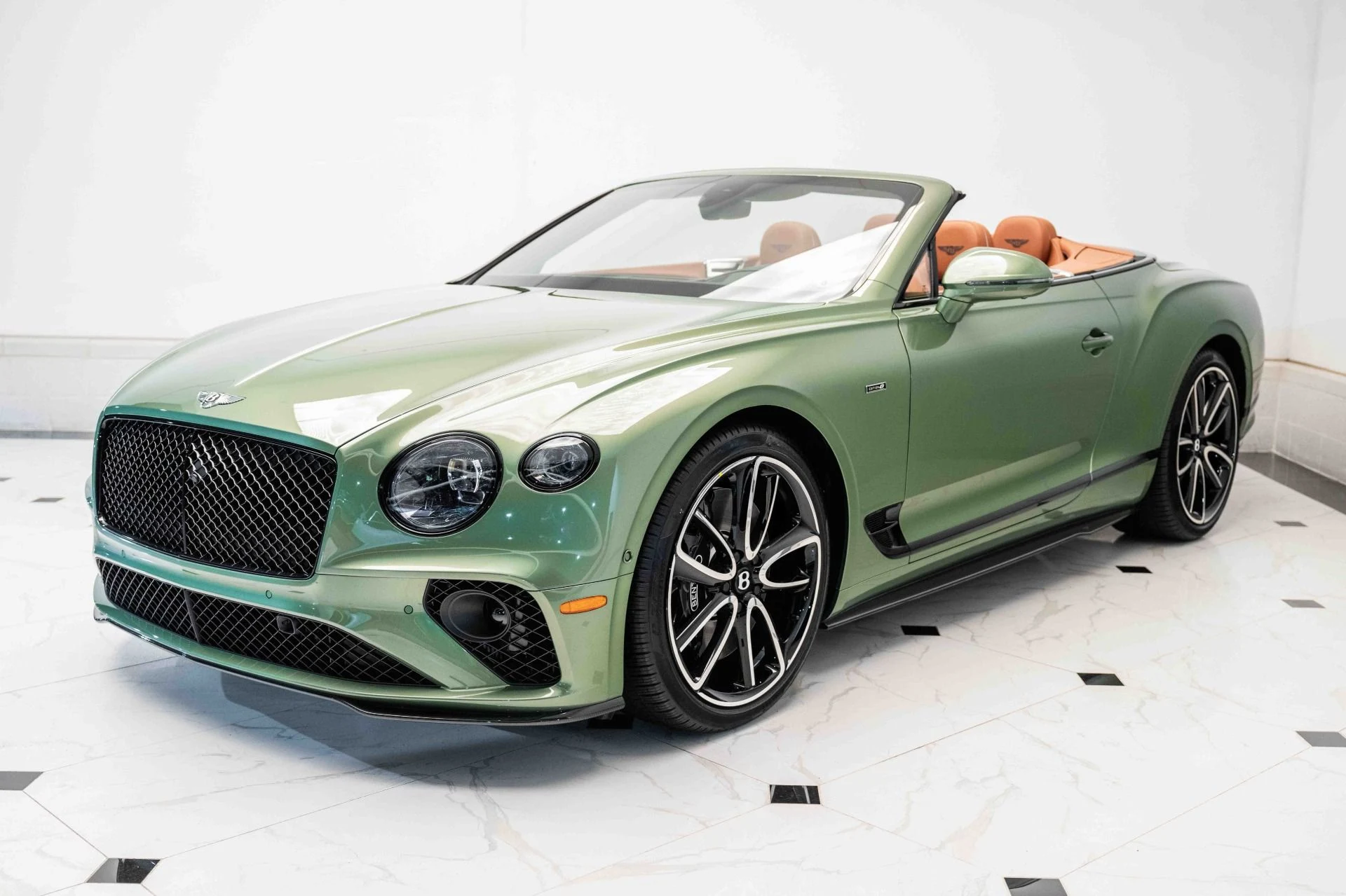mph008_3571370517_Used_2024_Bentley_Continental_GTC_Edition_8_1725205146_44ed17befb