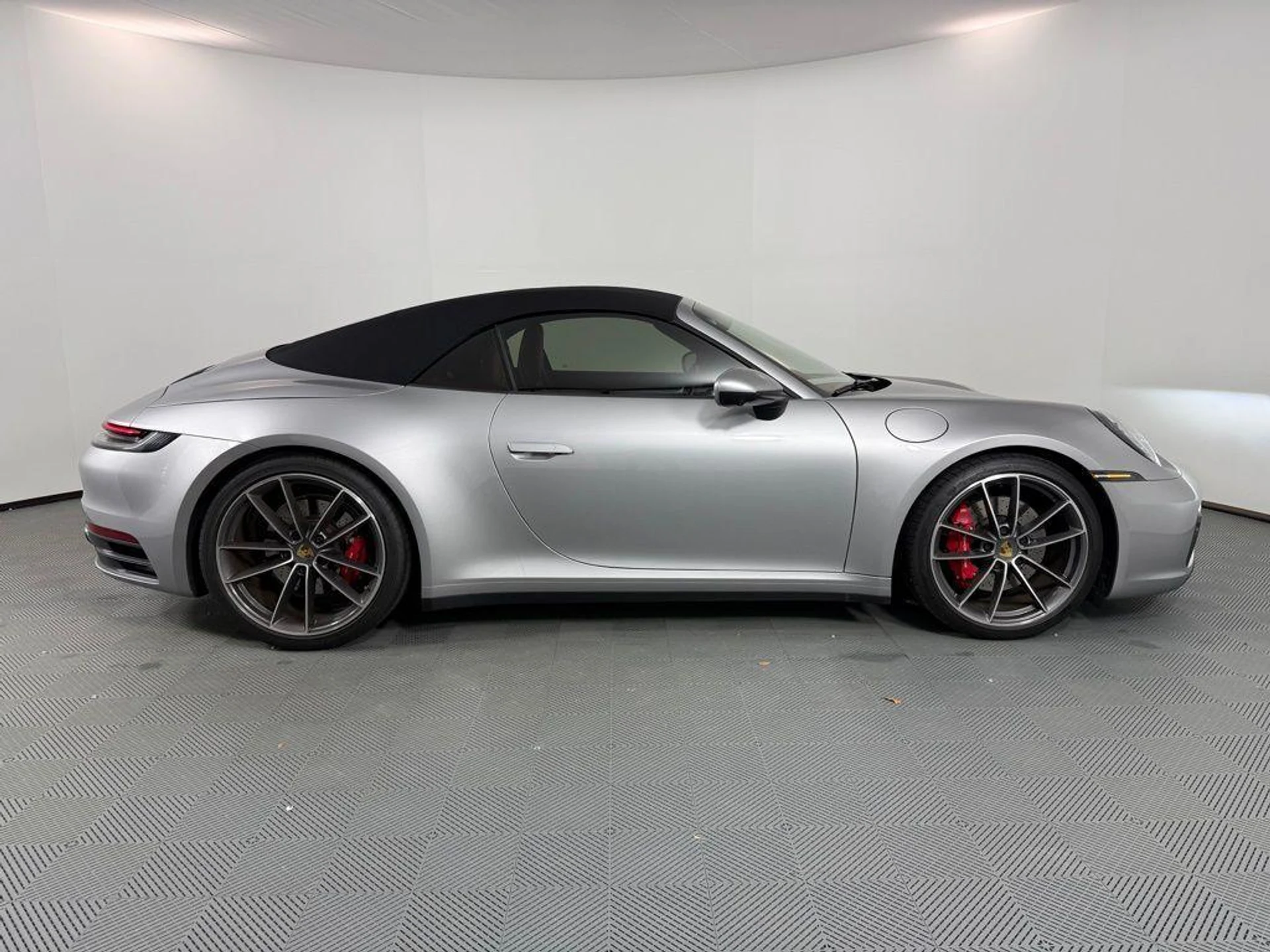 mph008_3571895404_8_F_Fjb_Sl_O9_MW_Et_PQ_Rbqg_GF_Kc_HD_0_a18aaba4ca