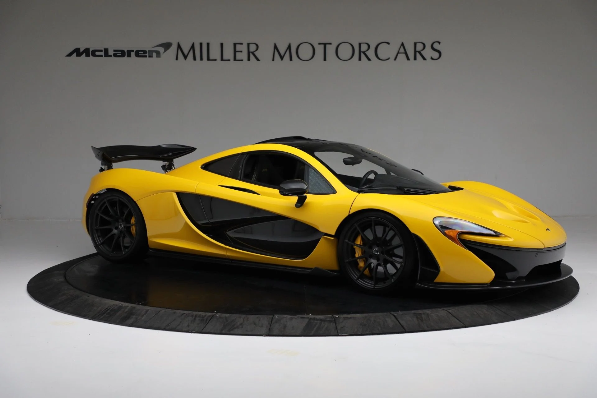 mph008_3579049382_Used_2015_Mc_Laren_P1_ada0328a5b