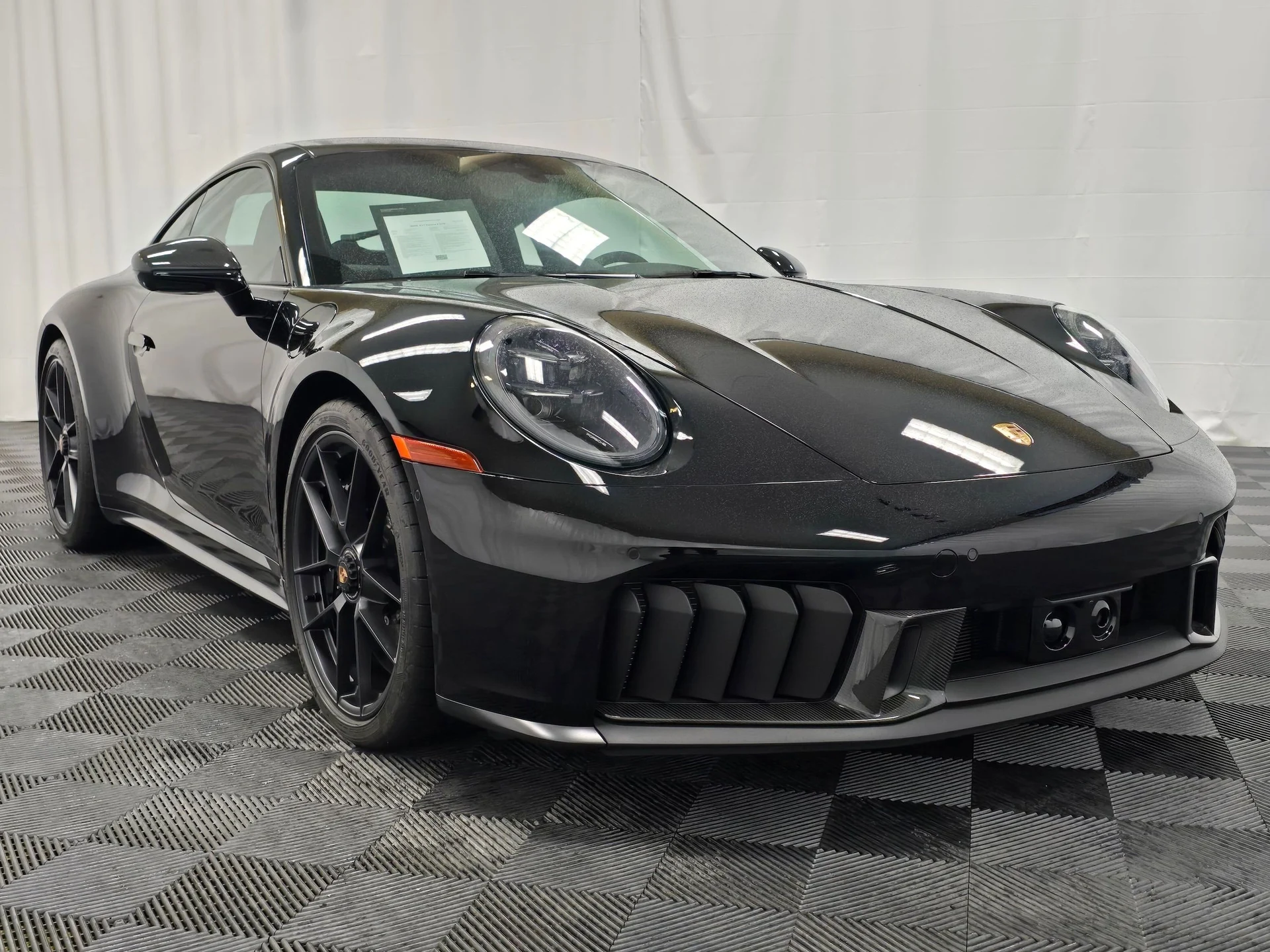 mph008_3579504083_9b1b10c3ccabbfca398a81e0f7a5a6eex_d2496f5d1f