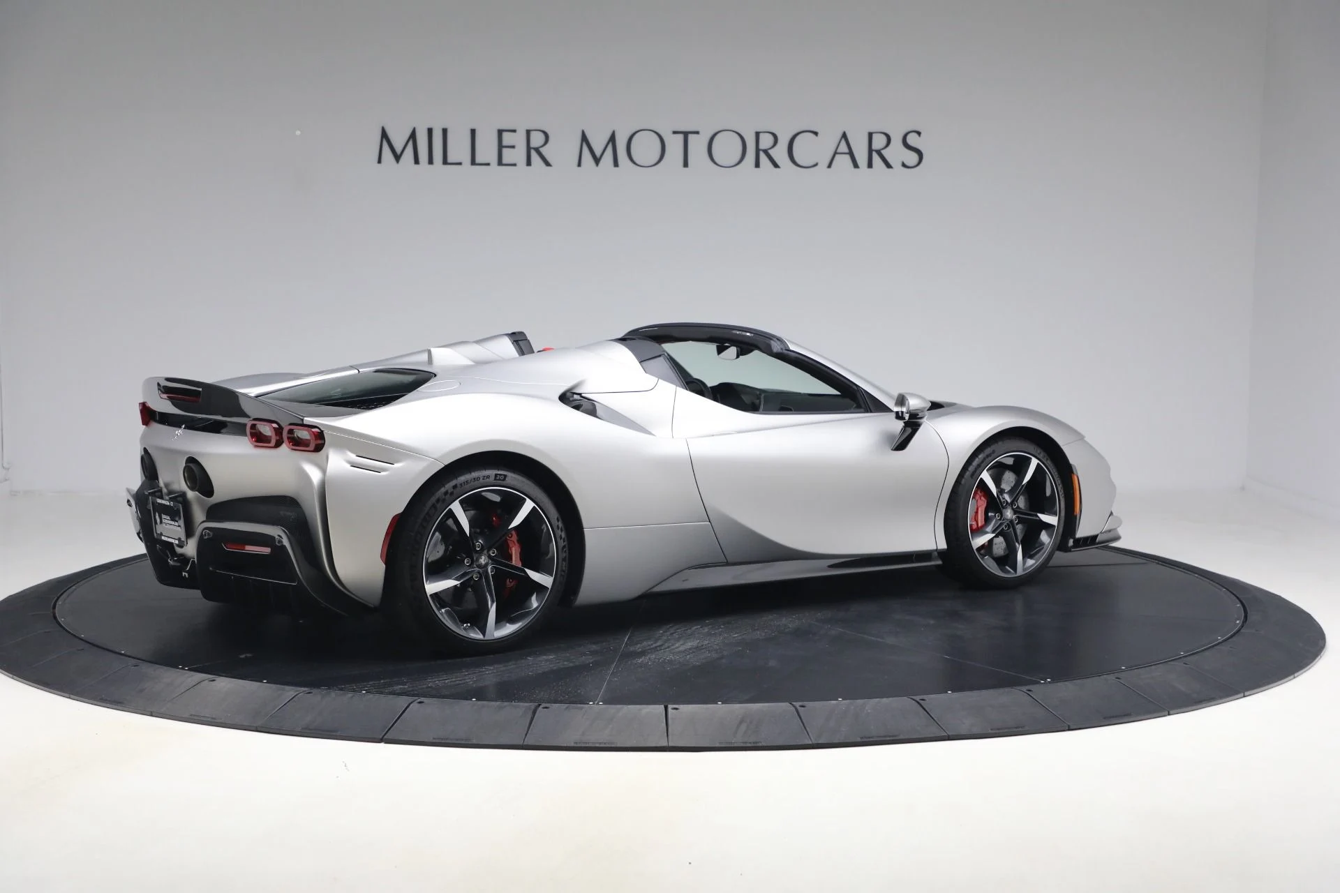 mph008_35825971_Used_2023_Ferrari_SF_90_Spider_1774121460_6cff1c4460