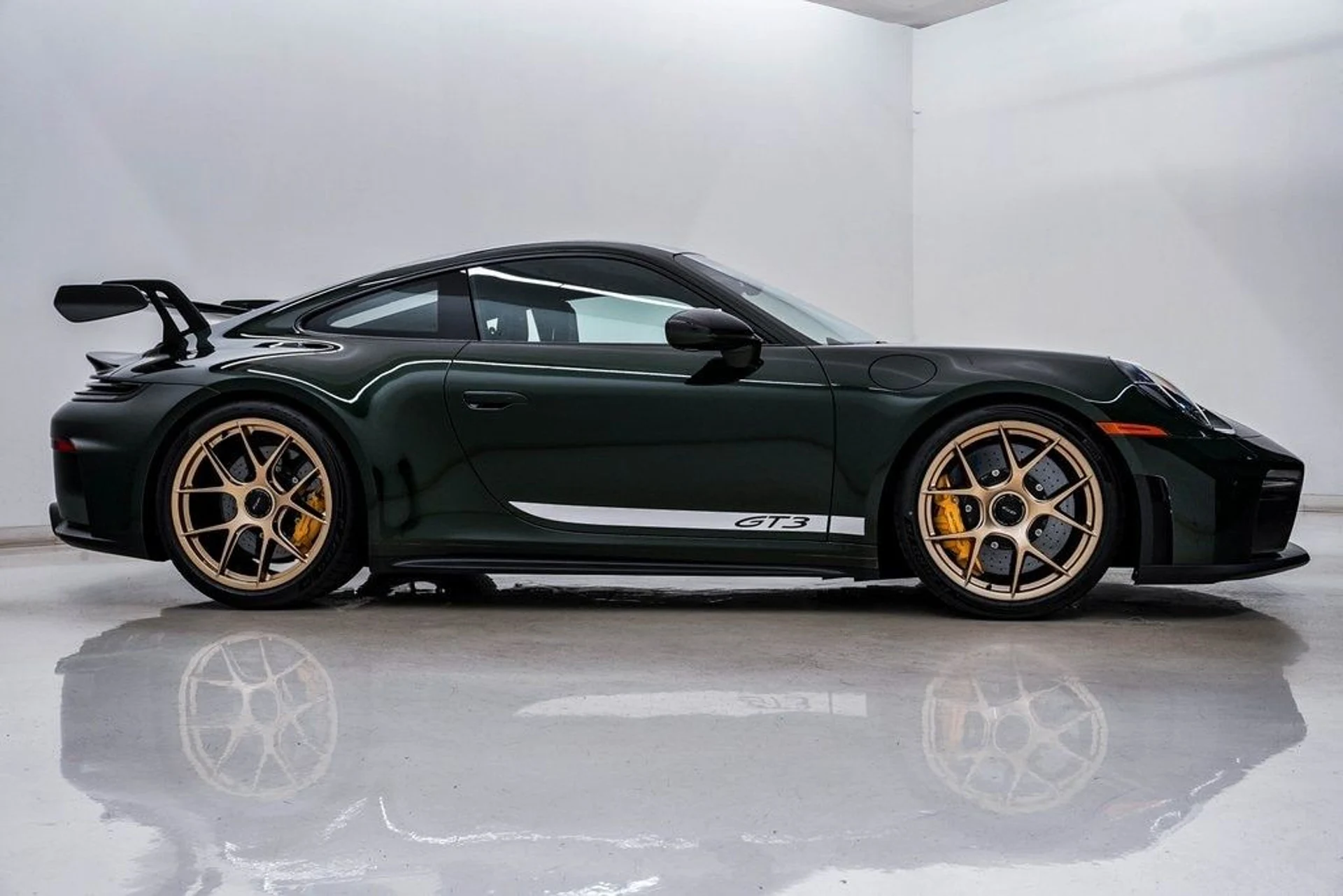 mph008_3596737722_d61ef5a212720c0948f305fc9a7afd3ax_953a935097