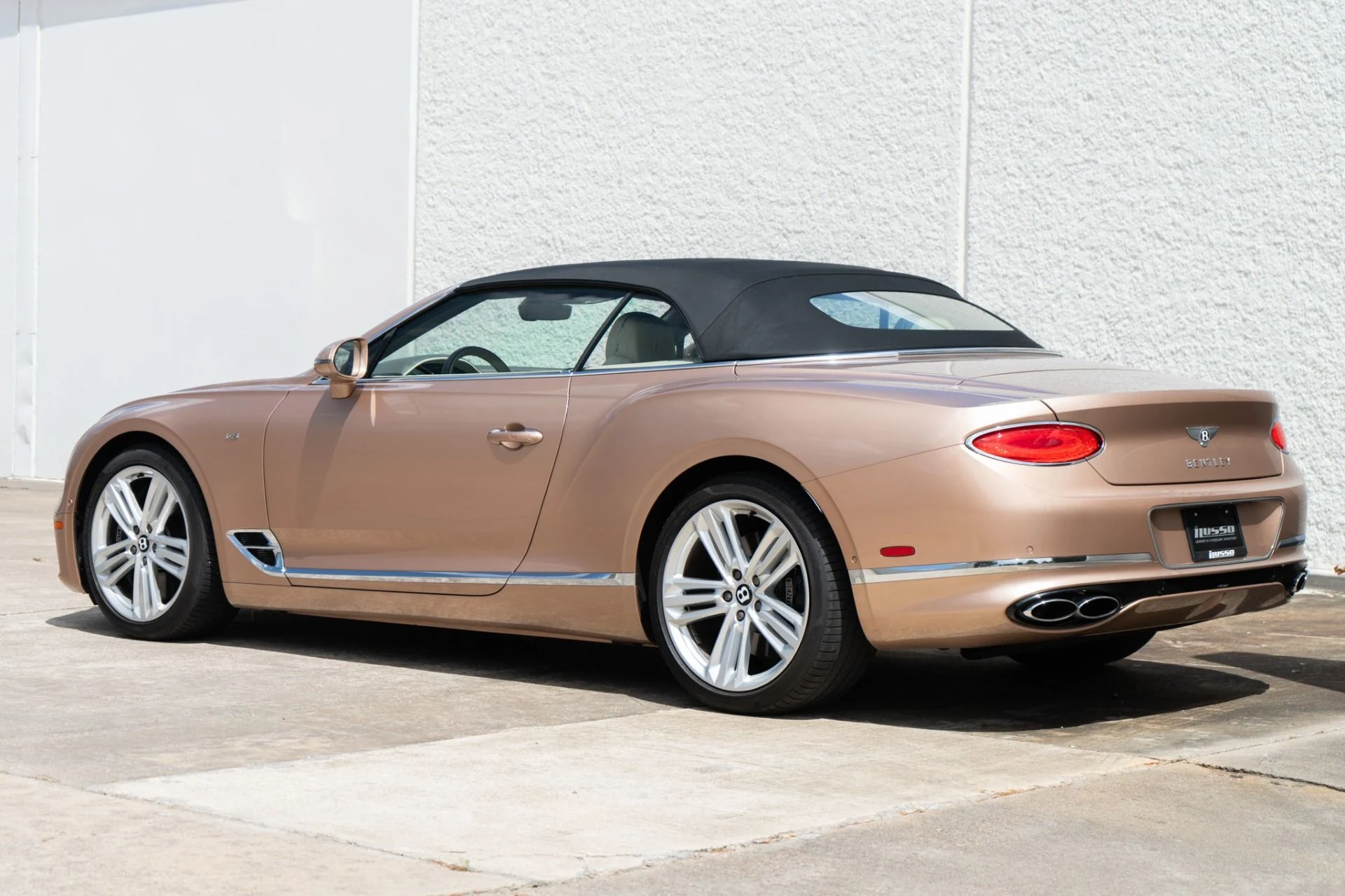 mph008_3600185833_Used_2022_Bentley_Continental_GTC_V8_1789509721_b15943b154
