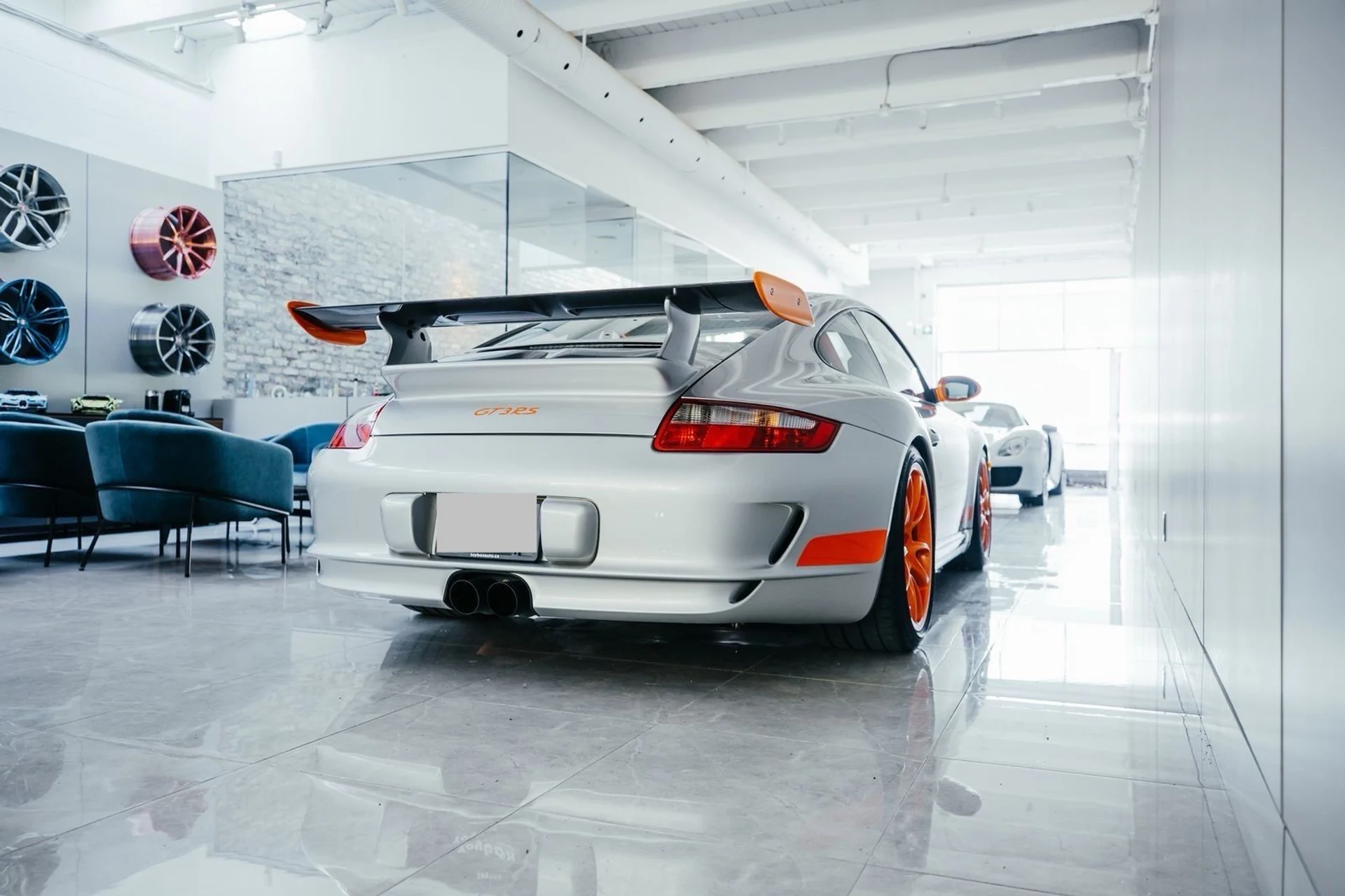 mph008_3607016034_Used_2007_Porsche_911_GT_3rs_1748364161_53338d5998