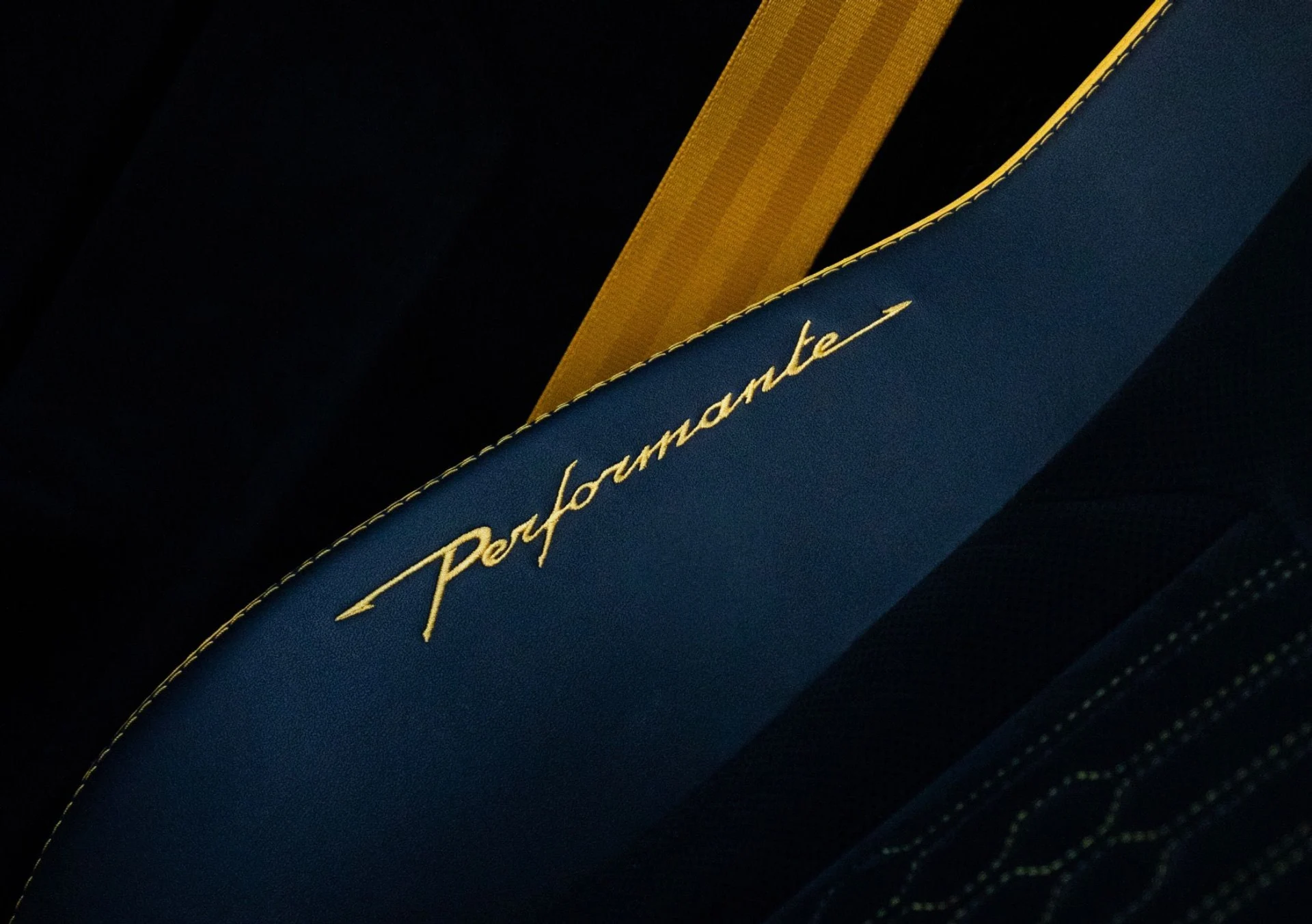 mph008_3619376537_Used_2023_Lamborghini_Urus_Performante_1774898066_244bff55ff