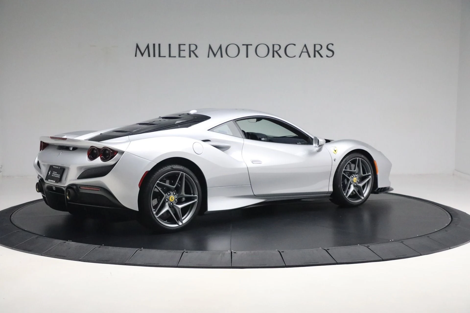 mph008_3620774256_Used_2022_Ferrari_F8_Tributo_f7ca94110d