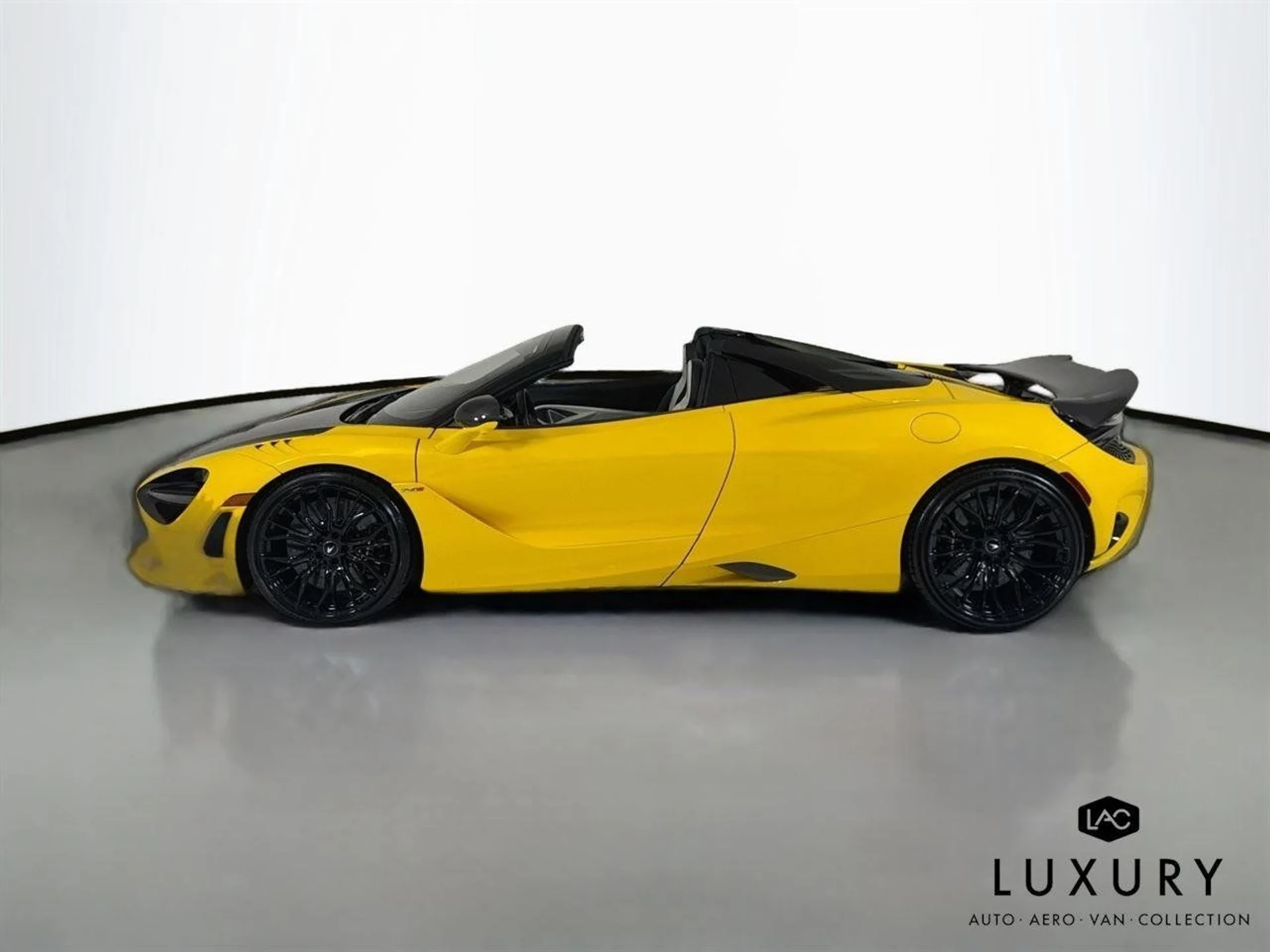 mph008_3628885984_61de5bb715facc62057334197de8c074_e225f50a98