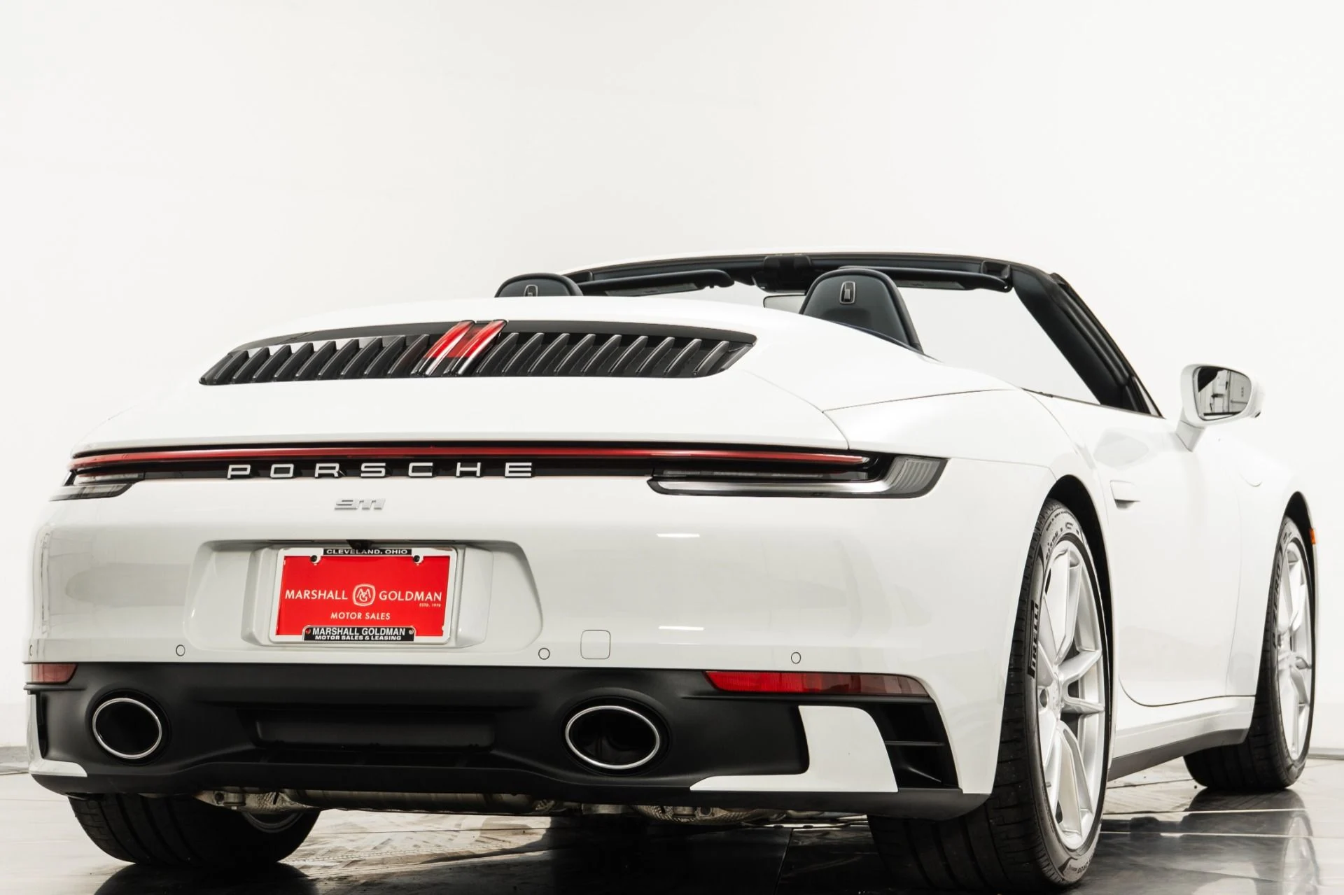 mph008_3639755576_Used_2023_Porsche_911_Carrera_Cabriolet_1756923318_4832dd6358