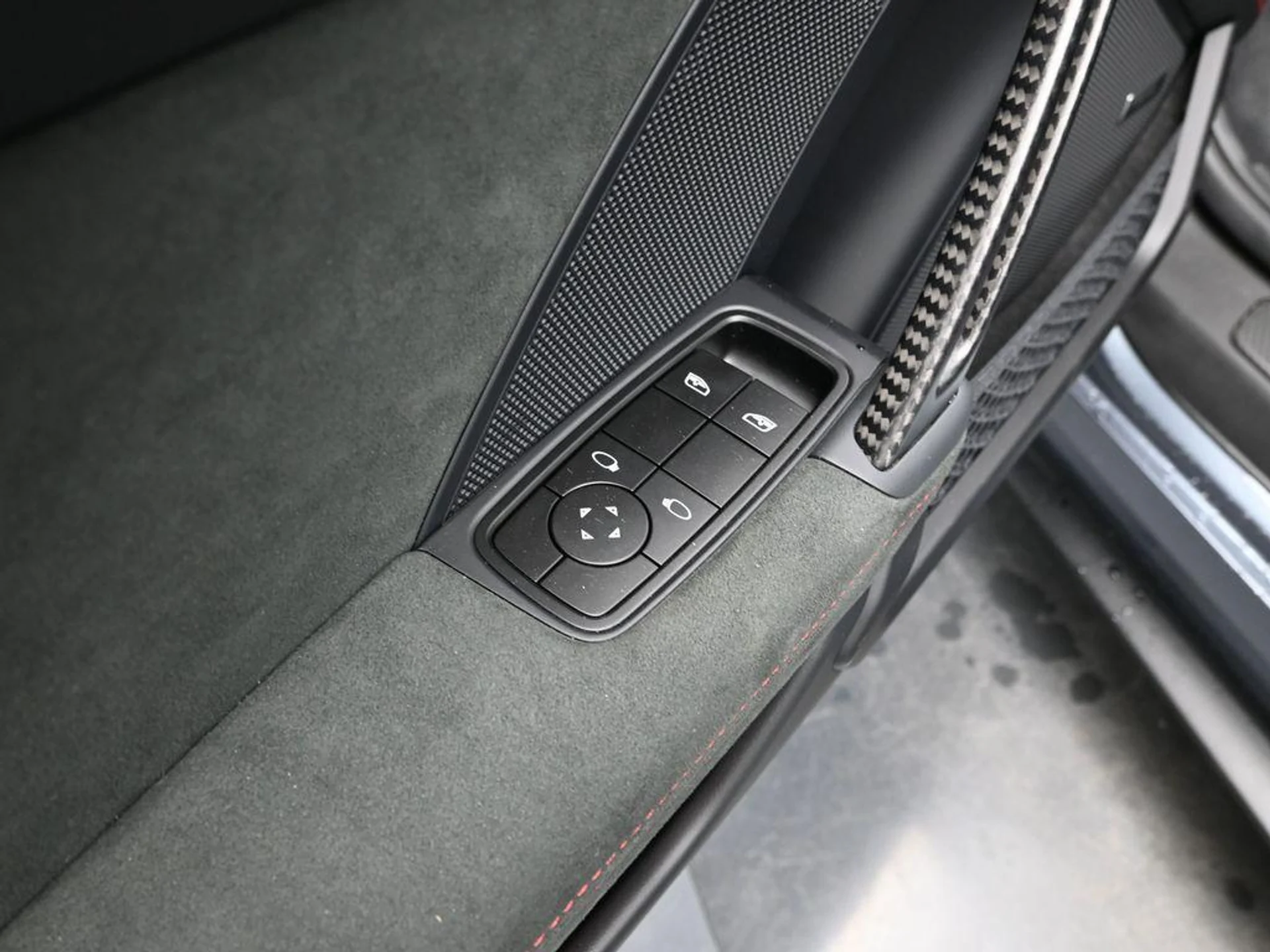 mph008_3644439611_0p_C4xh_F8_P_Sws_JSSOJ_Ne0_Z9x_T62_Q_de38775054