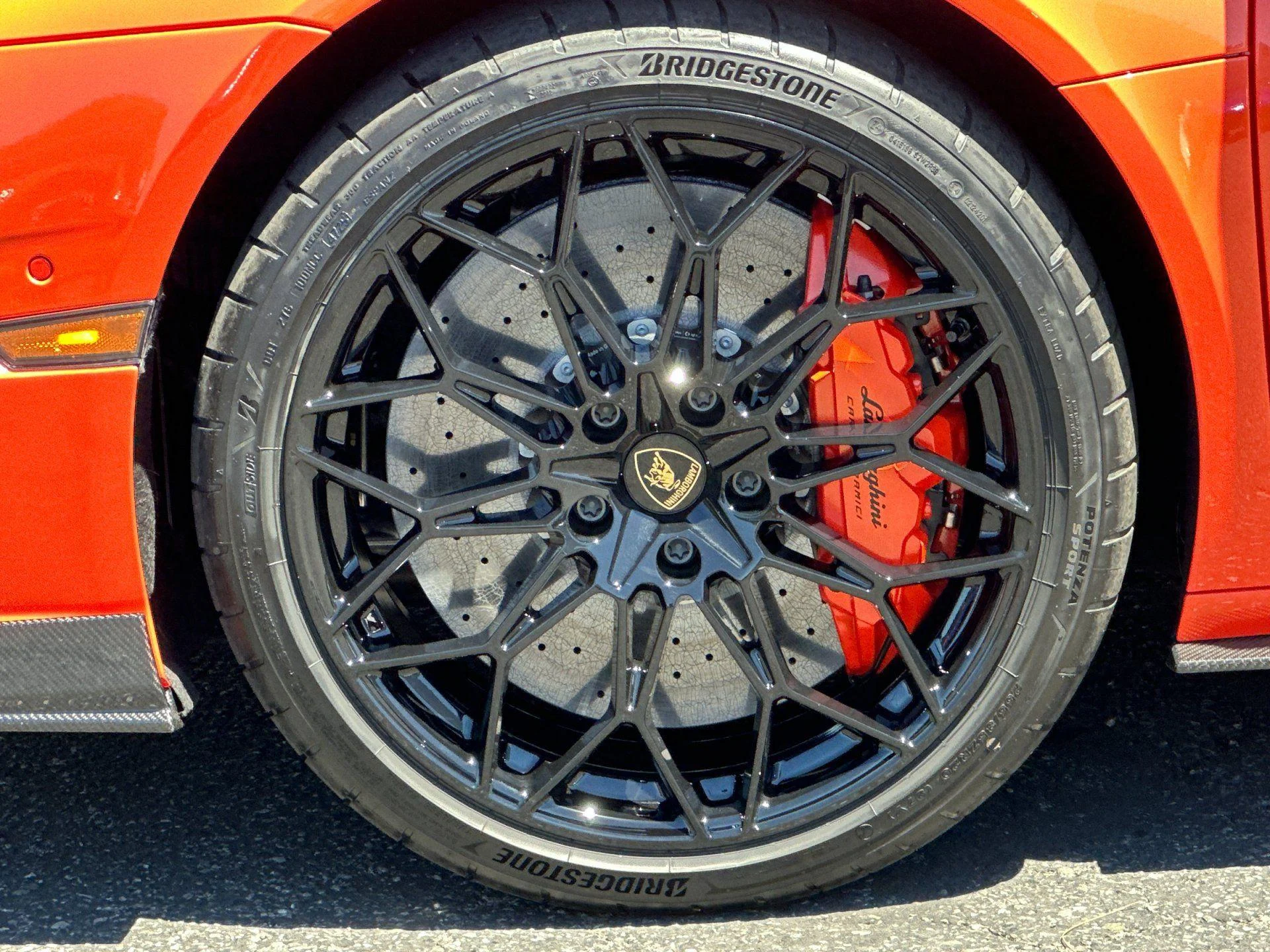 mph008_3646494401_New_2026_Lamborghini_Temerario_Coupe_1787819407_a1600cb6d5