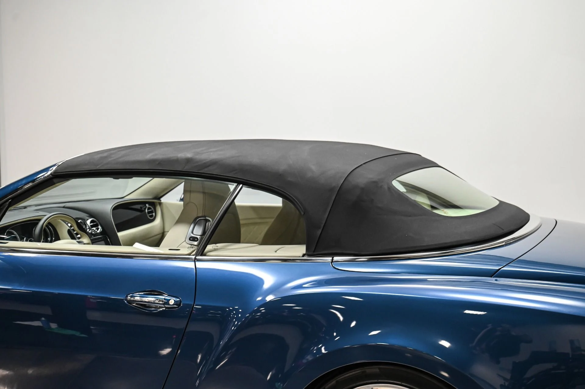 mph008_3648829775_Used_2017_Bentley_Continental_GT_V8_S_1769036560_baf703df68