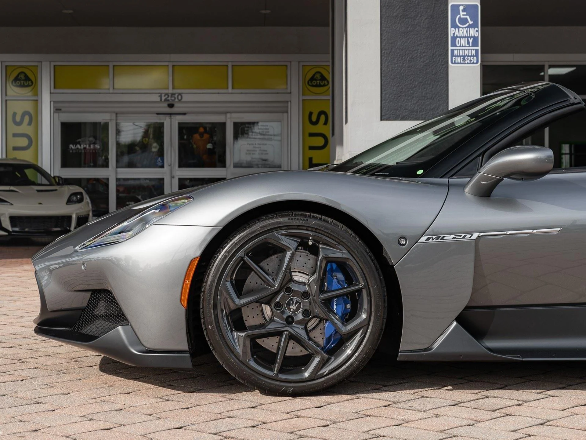 mph008_3667480862_Used_2023_Maserati_MC_20_Cielo_1773864337_136f7a50da