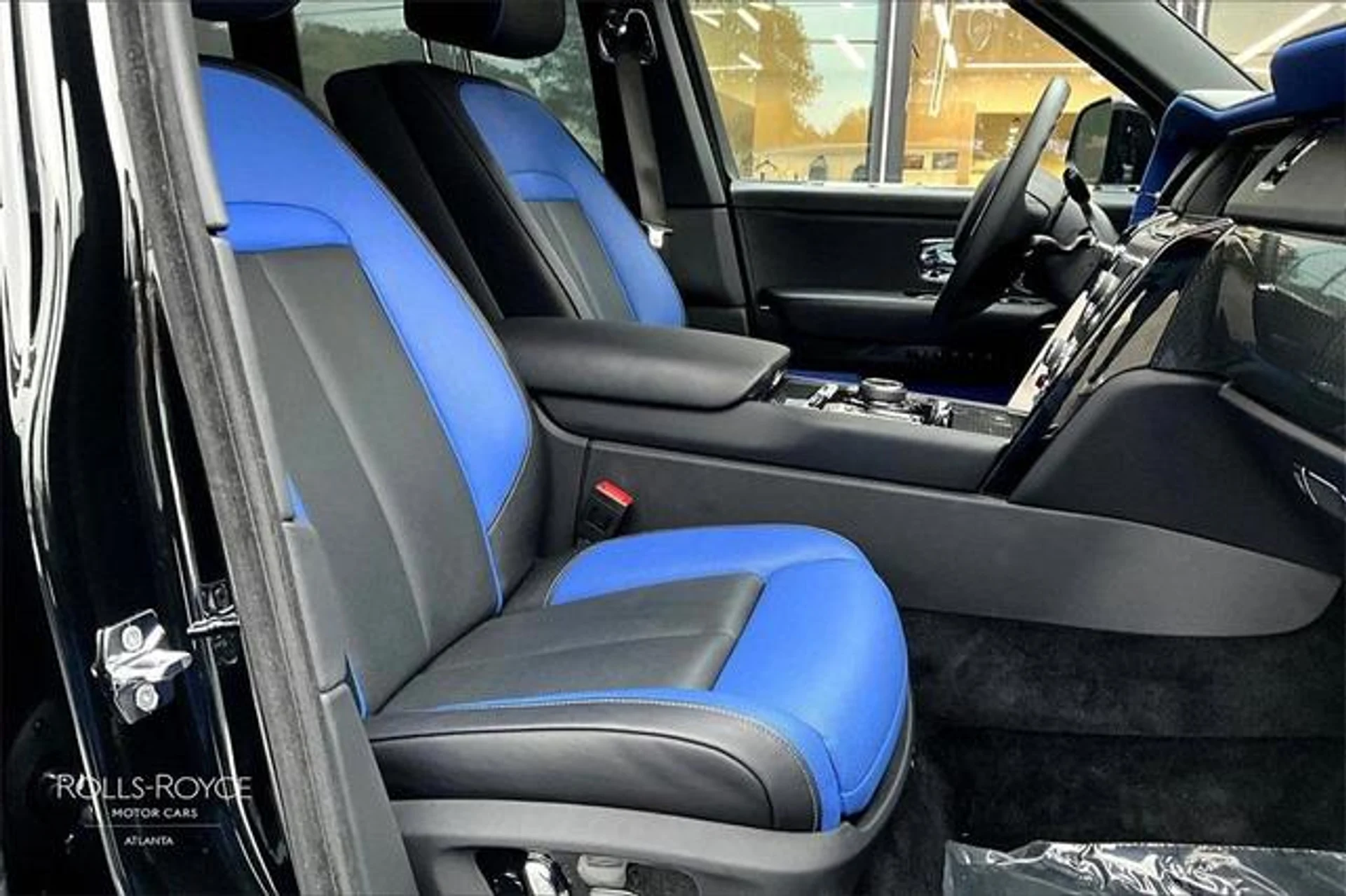 mph008_3670927009_u4_Ii_U6_MB_Oia_SKG_46_St_DH_Dozapo_8b25af2b25