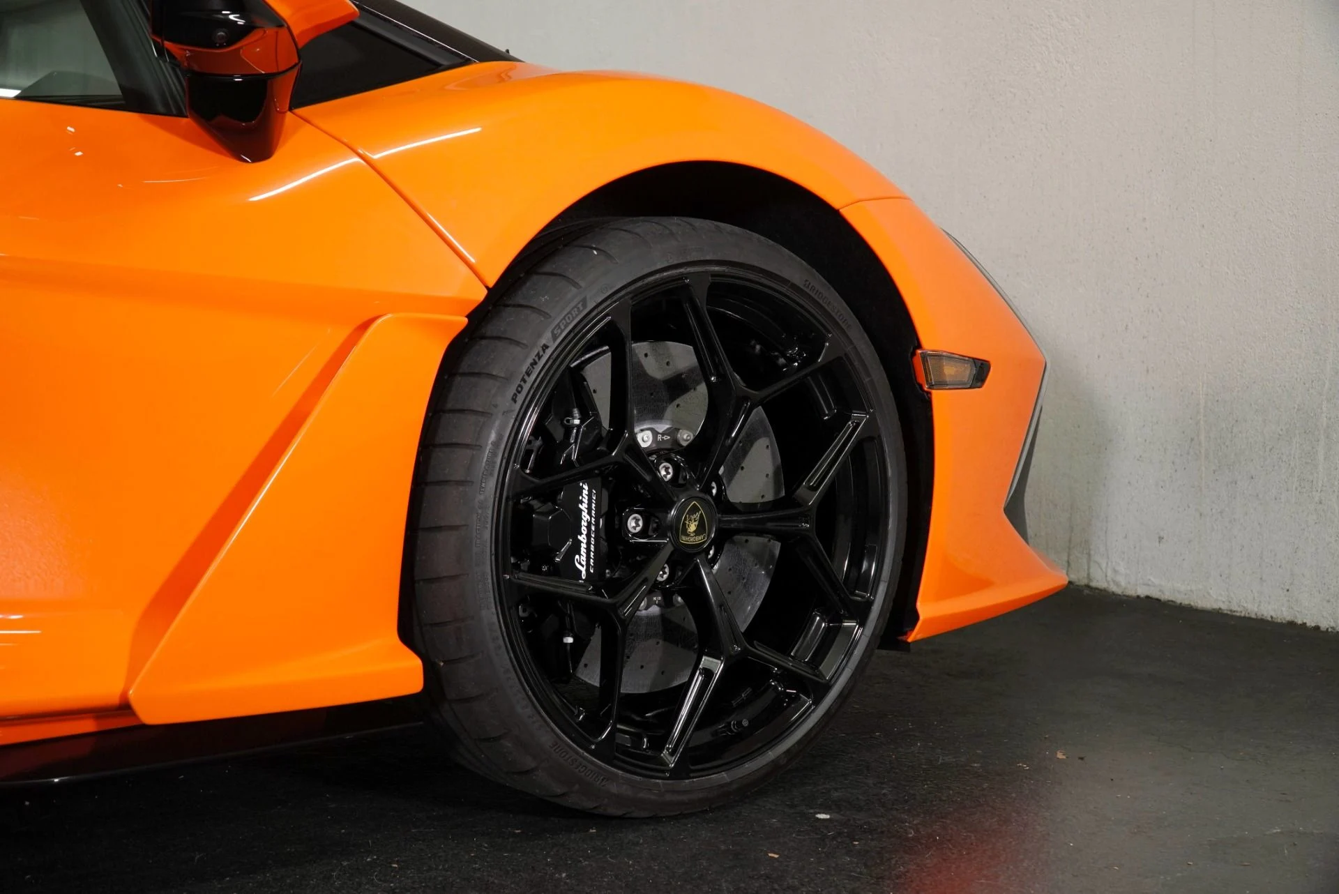 mph008_3682080521_New_2026_Lamborghini_Revuelto_1772732462_17b668fb63