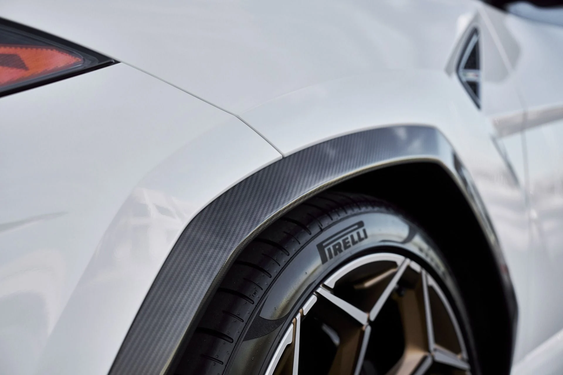 mph008_3697880700_Used_2024_Lamborghini_Urus_Performante_1764730673_7afbd267c3