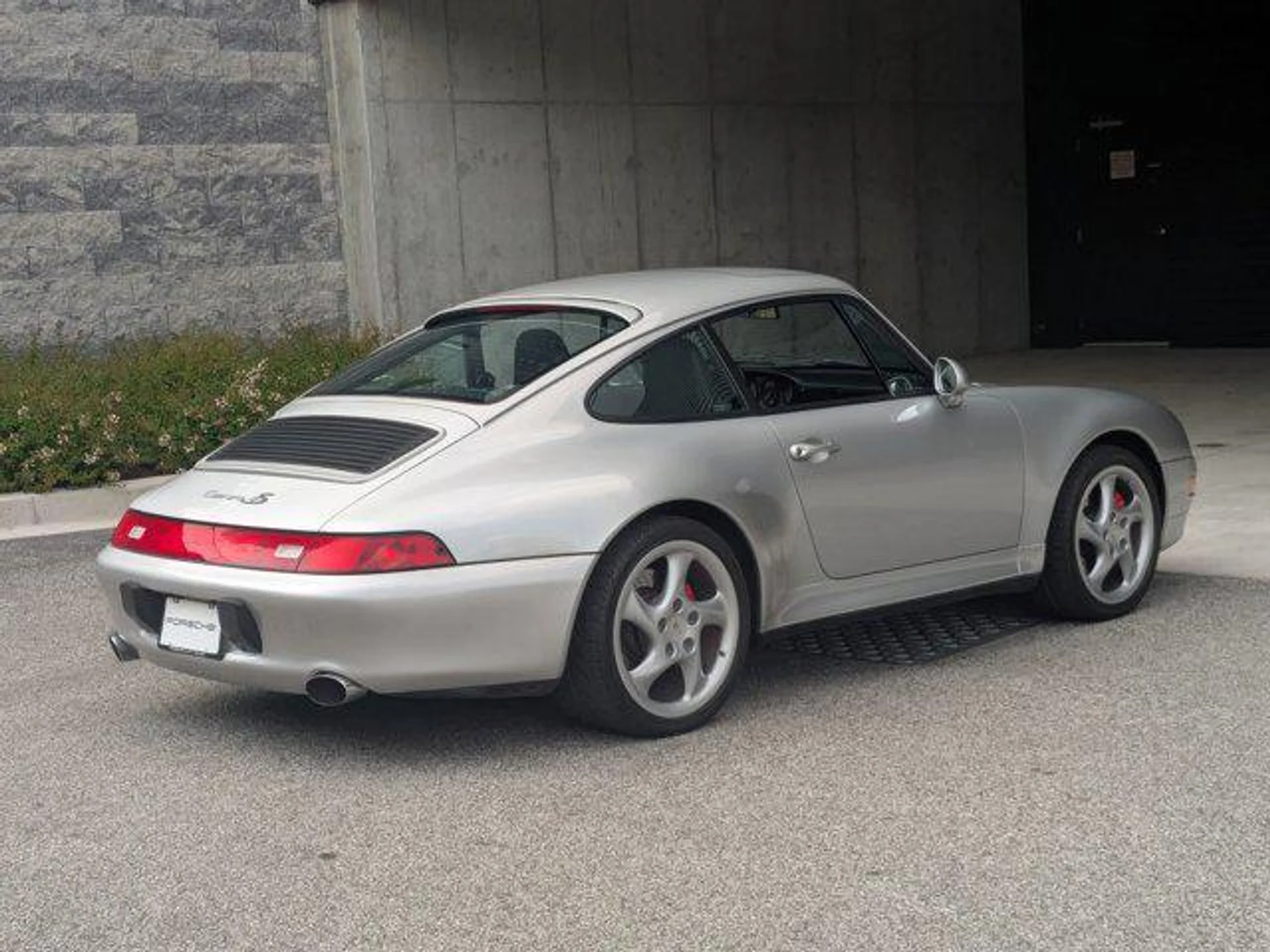 mph008_3705357278_JQR_Vu_Sz0nw_Nbdil566bpp543d_V8_0532c60ccd