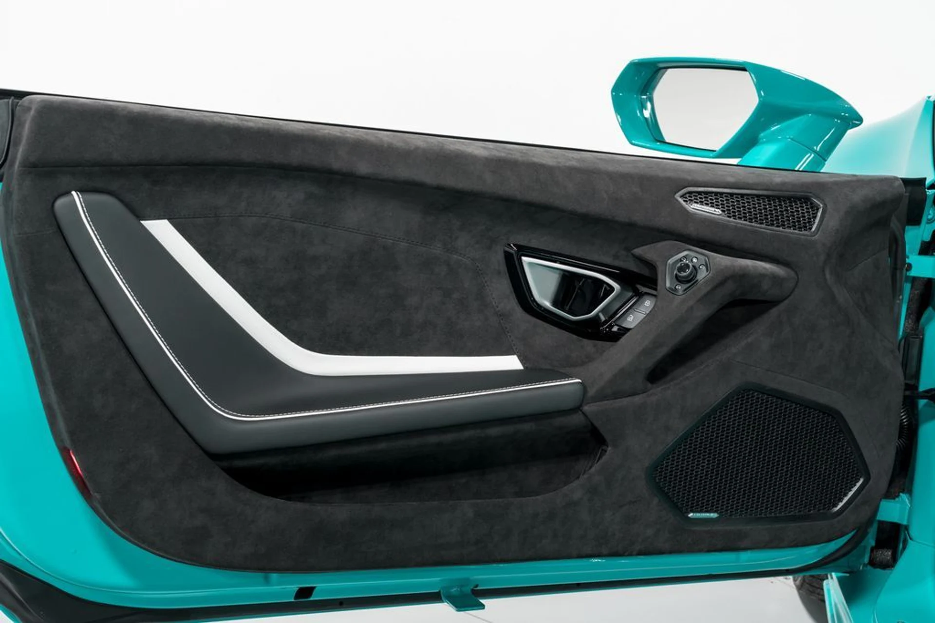 mph008_3711857052_219b65fdf1504a0d37cb638b96bead0ax_b9a28ba3f0