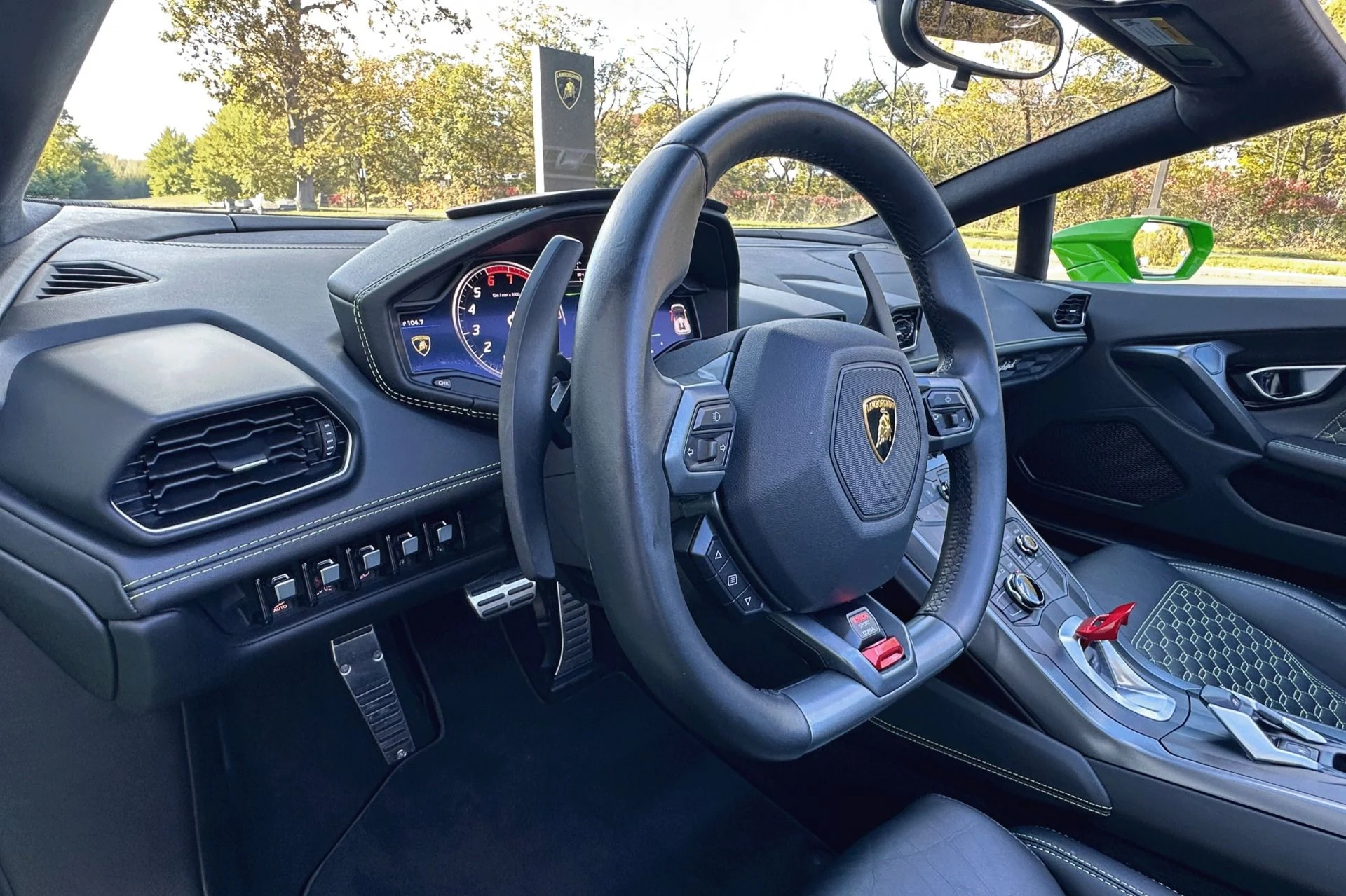 mph008_3717457708_Used_2017_Lamborghini_Huracan_RWD_Spyder_1761220667_291c6ab13c
