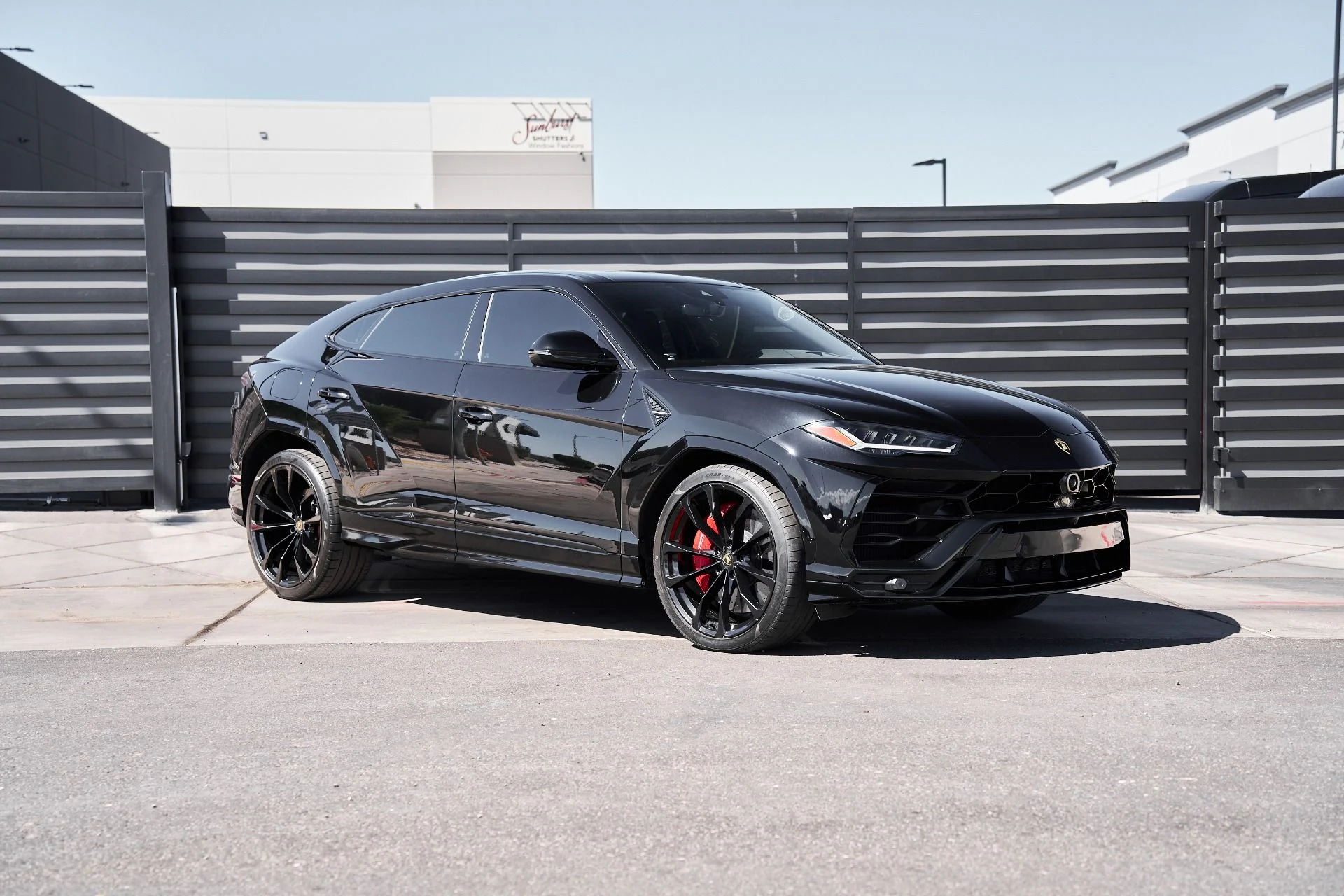 mph008_372353943_Used_2021_Lamborghini_Urus_Base_1759523170_a99f8719c8
