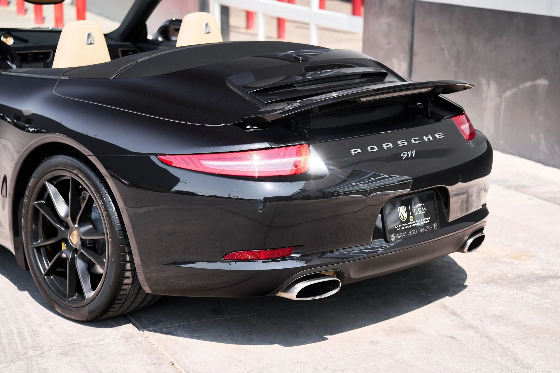 mph008_3735157044_Used_2015_Porsche_911_Carrera_1752707667_382f81274c