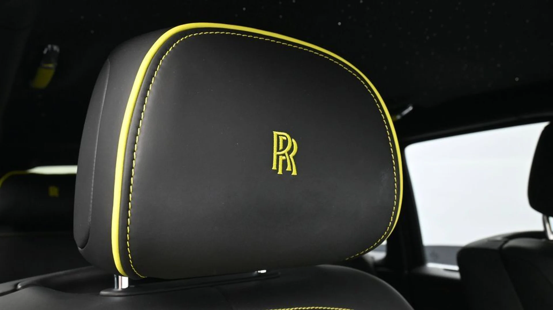 mph008_3761729912_951af5742597896f8bd447abb3dda506x_a7334a6361