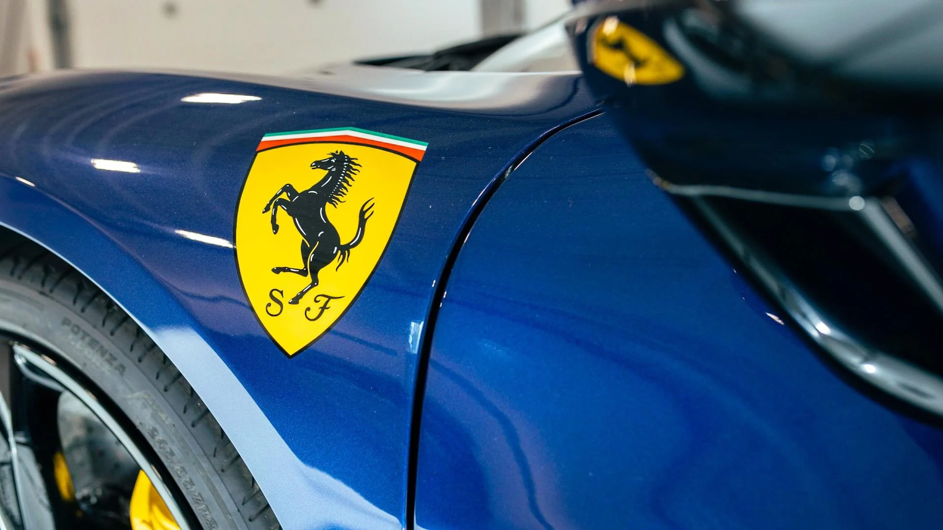 mph008_3768569647_Used_2025_Ferrari_296_GTS_Base_1782923281_0048ab890f