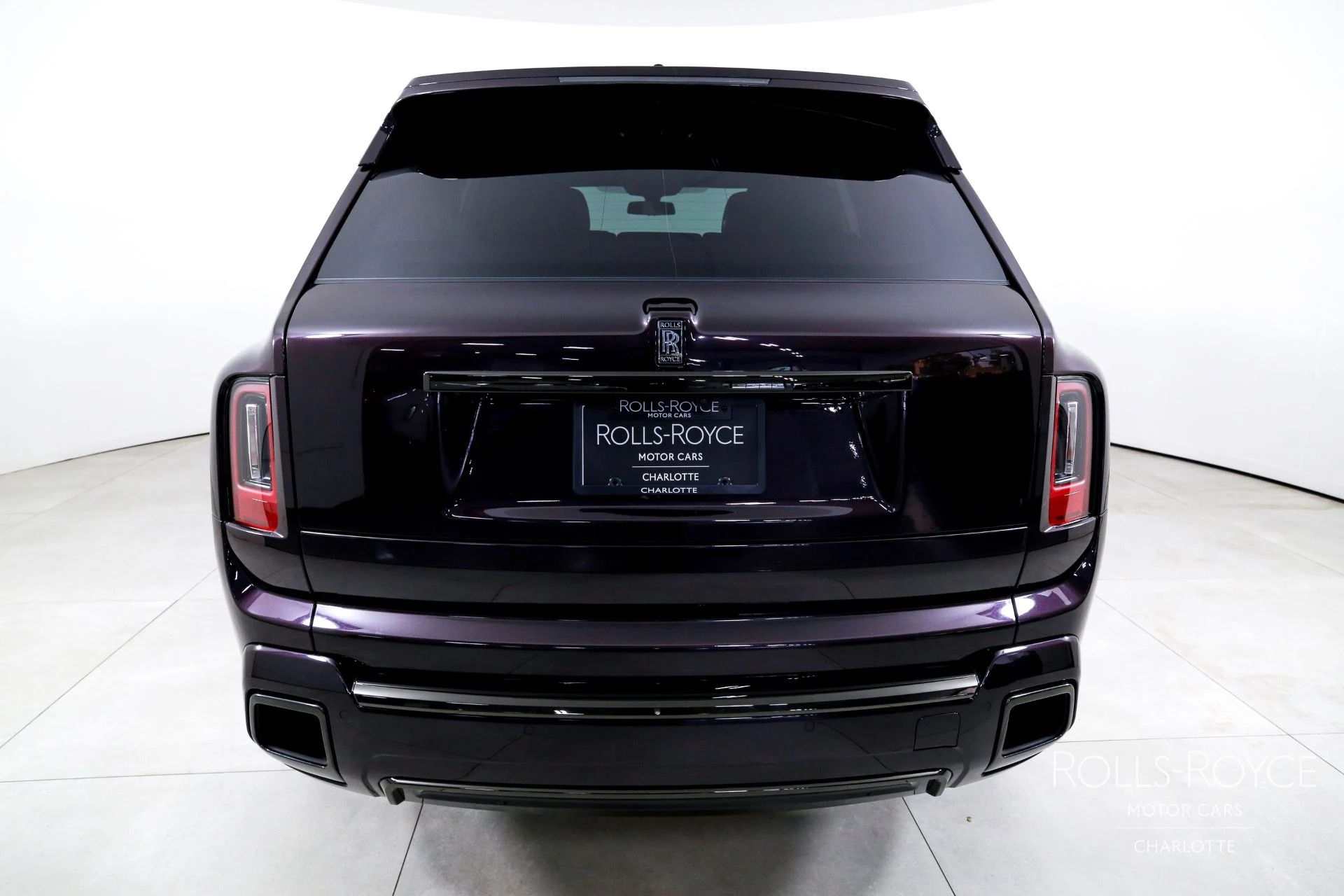 mph008_3769489406_Used_2025_Rolls_Royce_Black_Badge_Cullinan_1750950726_5e1bb7b754