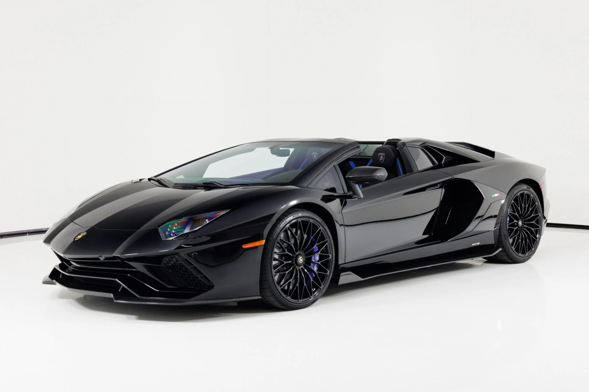 mph008_3770343808_Used_2022_Lamborghini_Aventador_LP_780_4_Ultimae_Roadster_1793224005_a03fcd3904