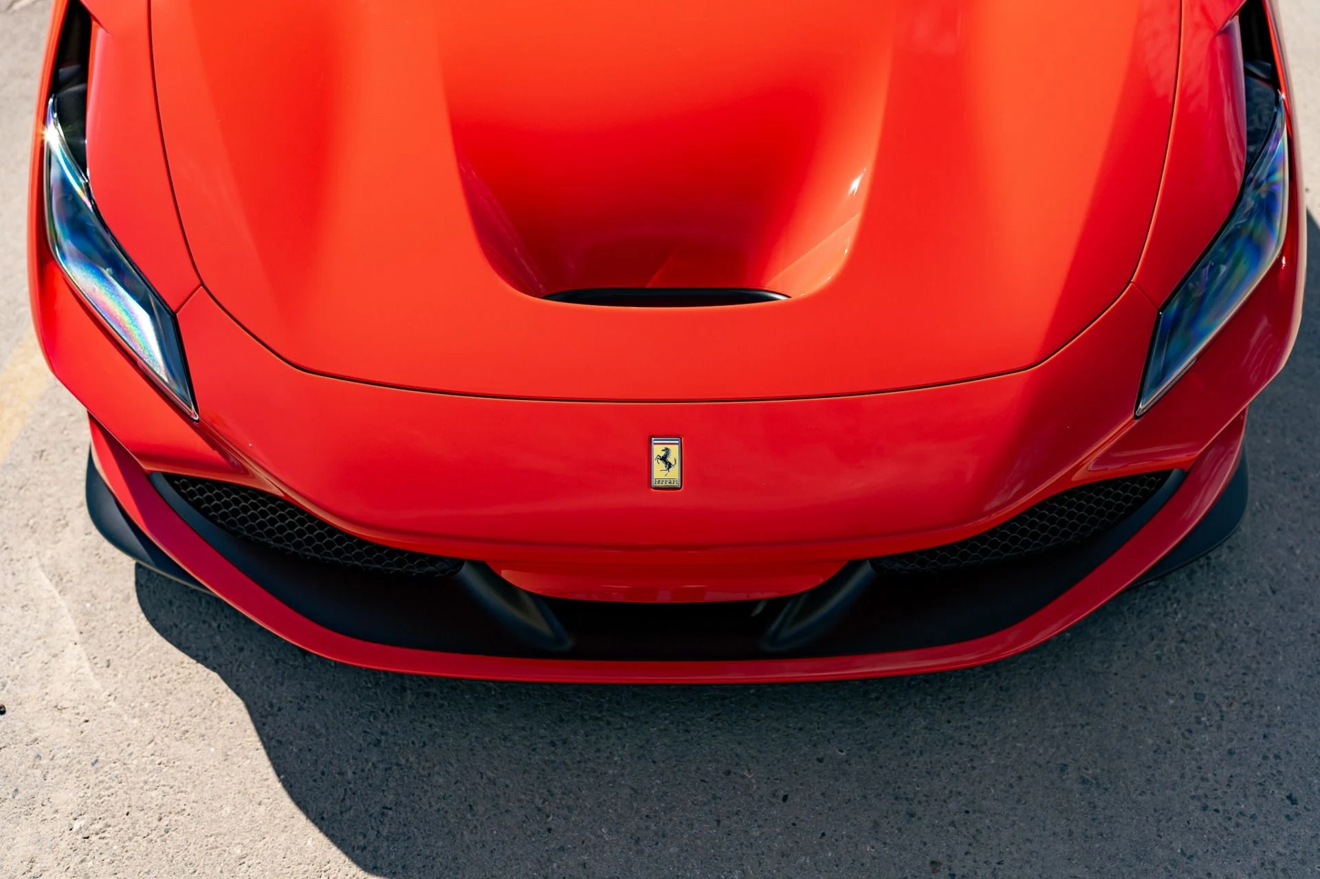 mph008_3772955678_Used_2020_Ferrari_F8_Tributo_1758670949_7ddca2f727