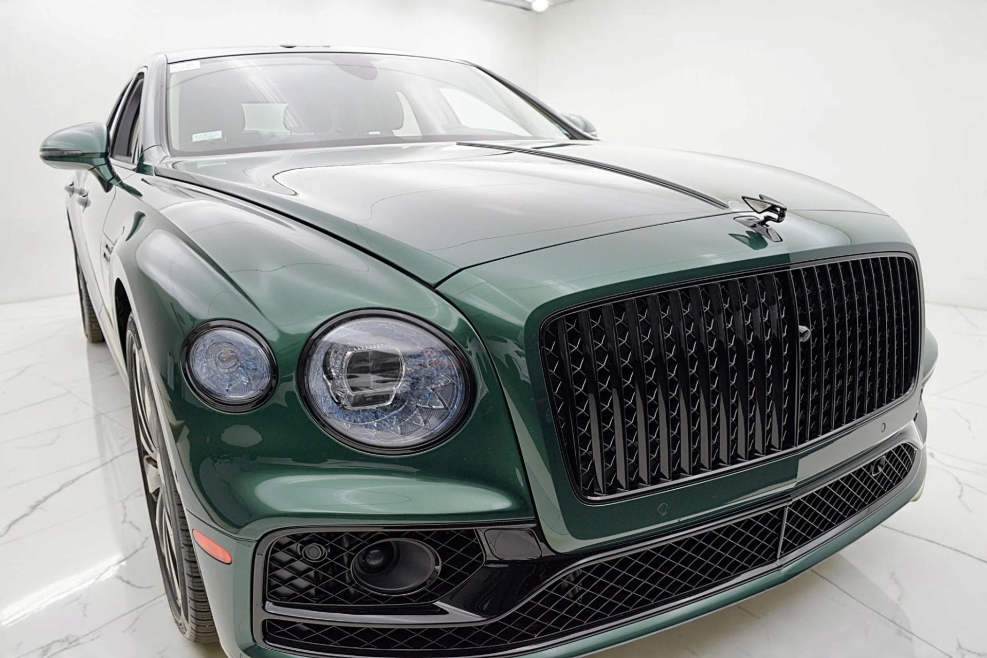 mph008_3779894181_Used_2022_Bentley_Flying_Spur_V8_3a7e703c1d