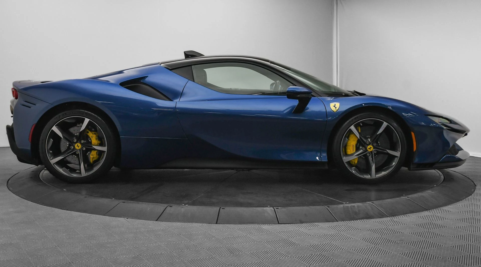 mph008_379249518_d8979092b98c4f6b9154fcfd73e46077_adc71f8e71