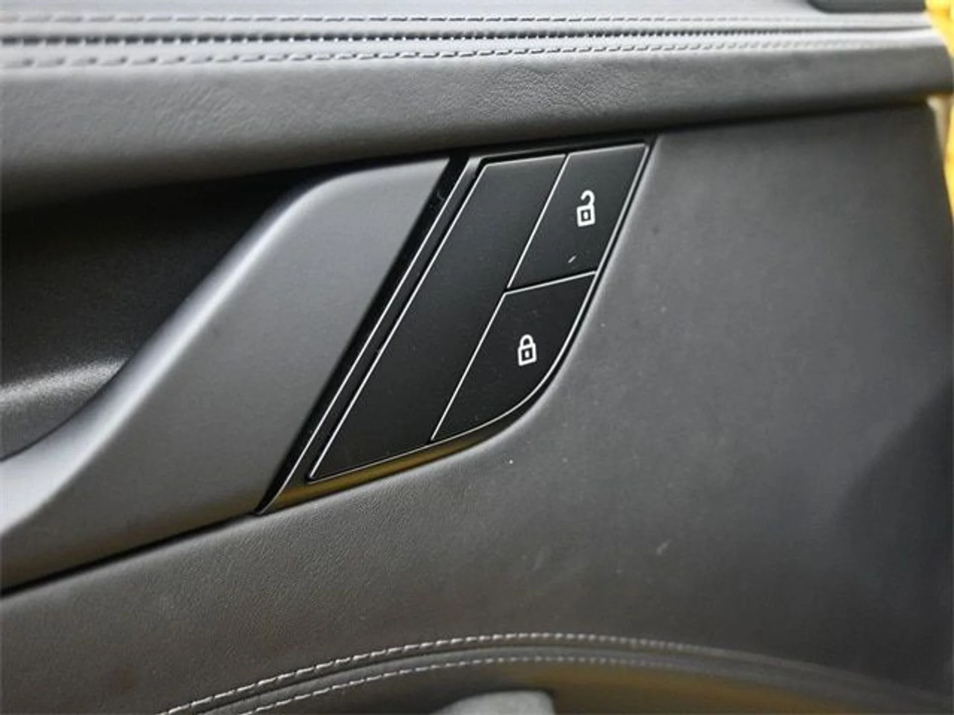 mph008_3795696168_8cb62b0d881bbbc44434959bfdde048fx_f14d85cd5e