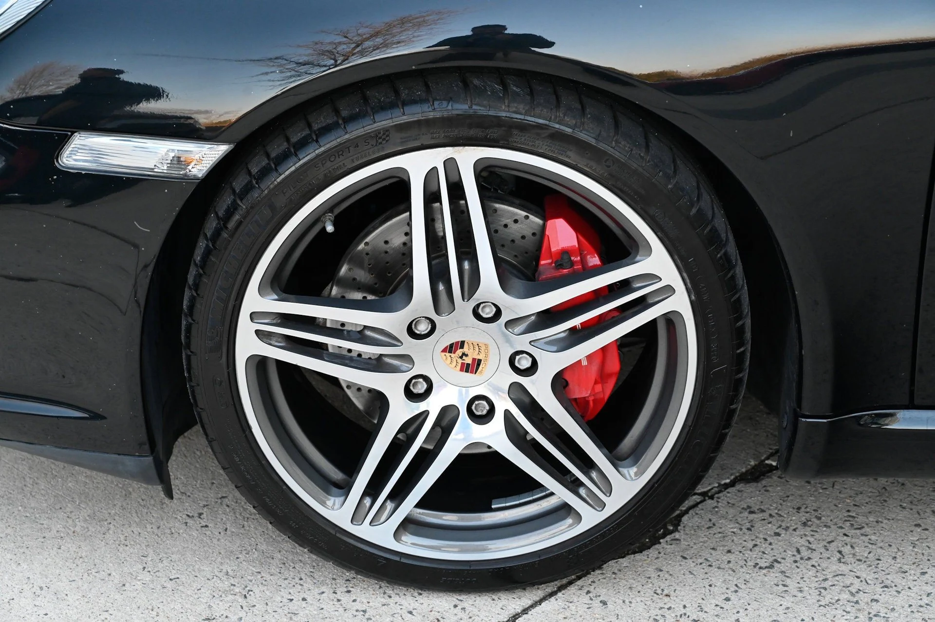 mph008_3799103993_65c8129dbda84d53b83019f6231d4a3e_1f504f2f64