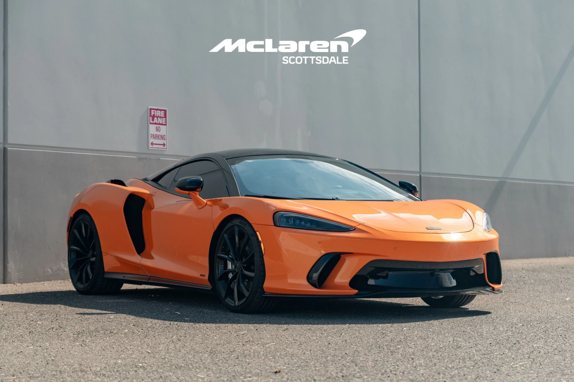 mph008_3800320212_Used_2025_MCLAREN_GTS_1784921768_ef89dbae65