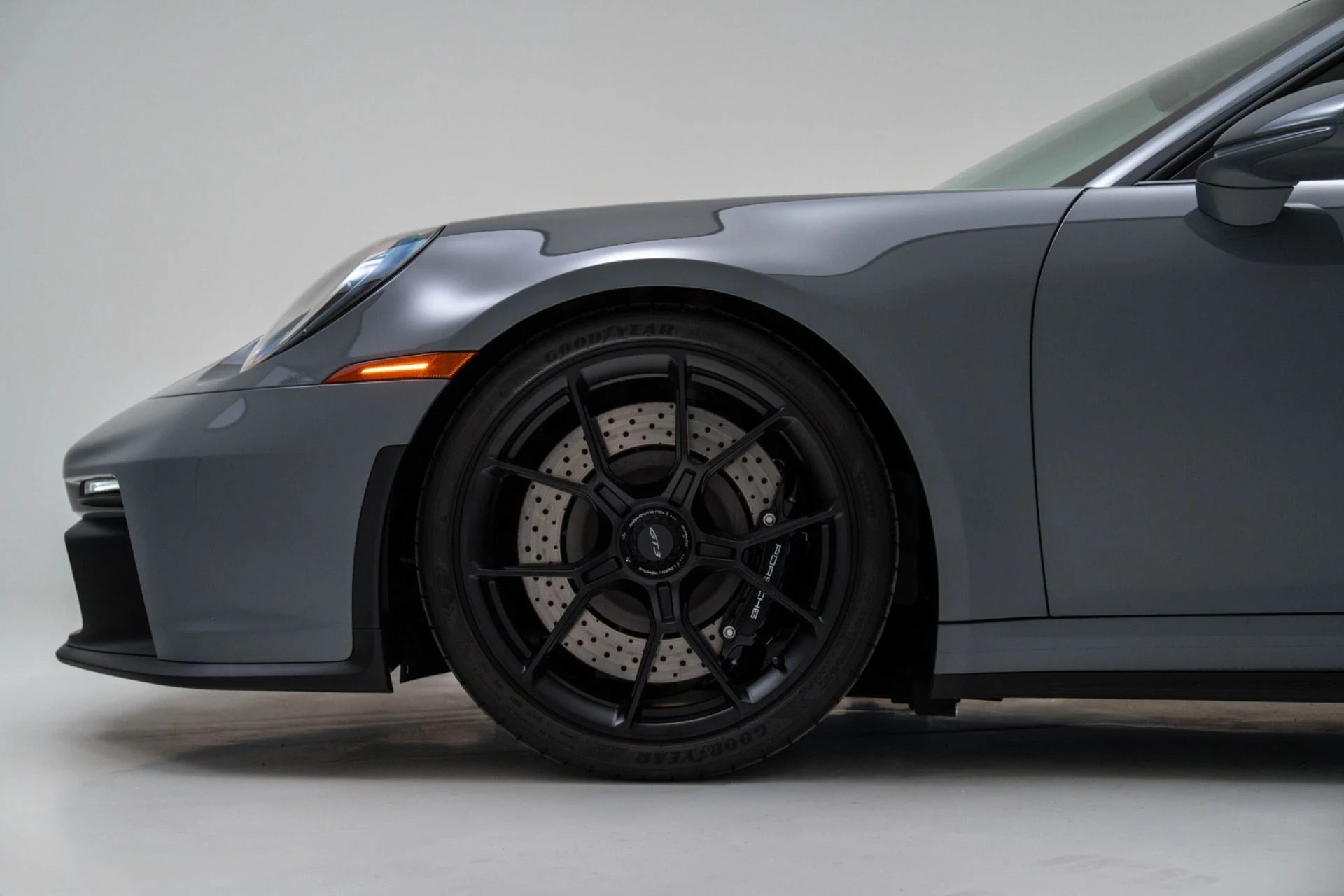 mph008_3809503680_Used_2024_Porsche_911_GT_3_1774634336_6c88b19cf1